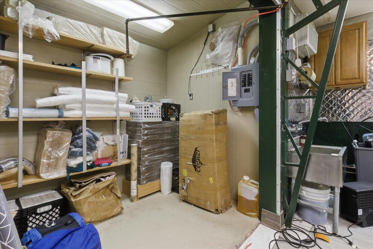 22889 Mo-64 Property Photo 54