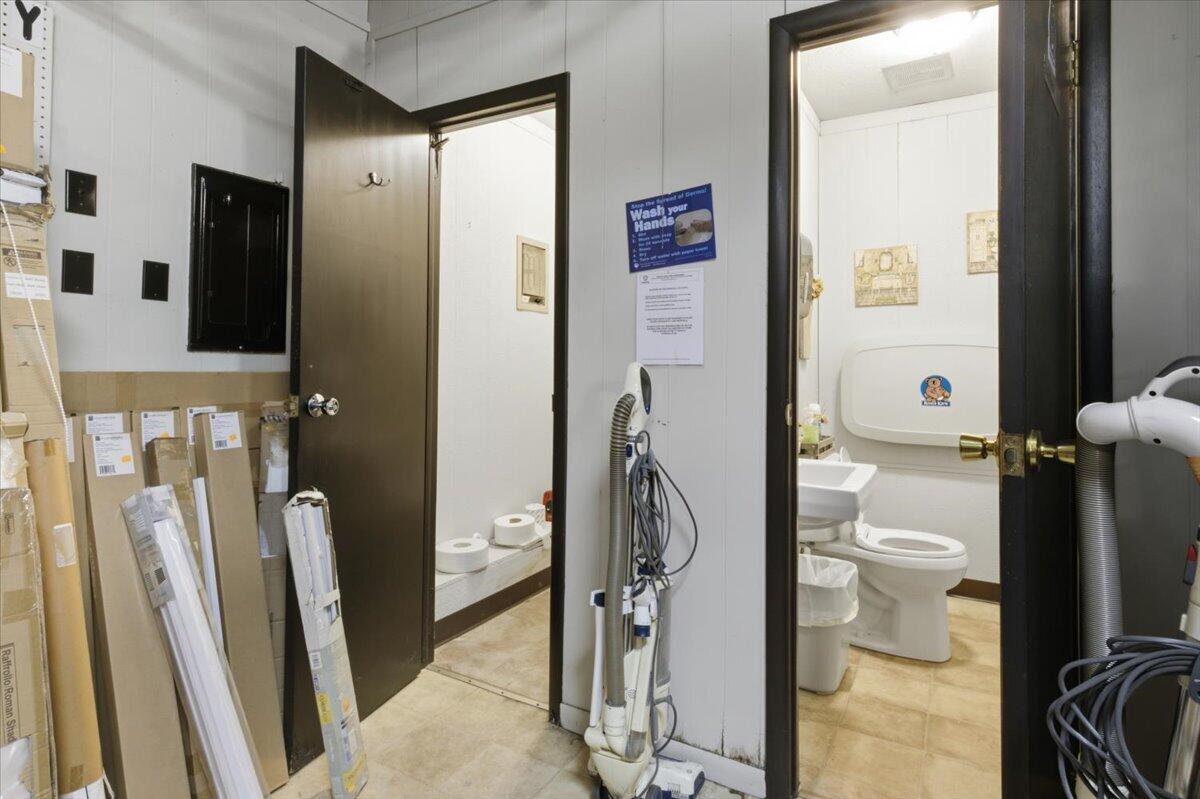 22889 Mo-64 Property Photo 61