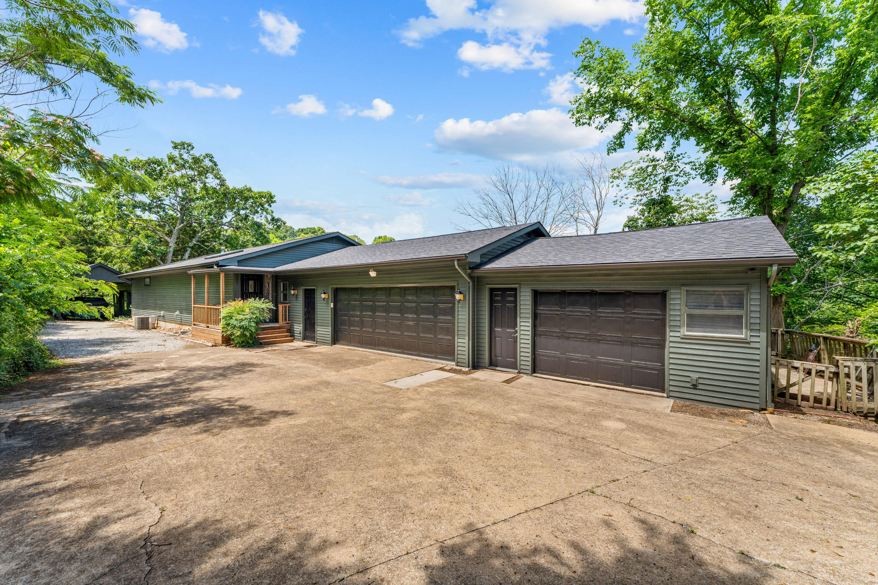 117 Hidden Bluff Road Property Photo 4