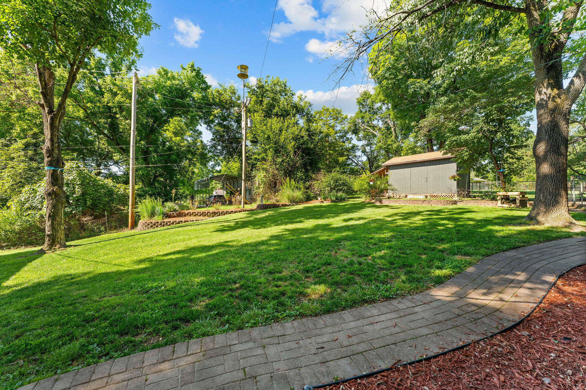 910 Valley View Drive Property Photo 36