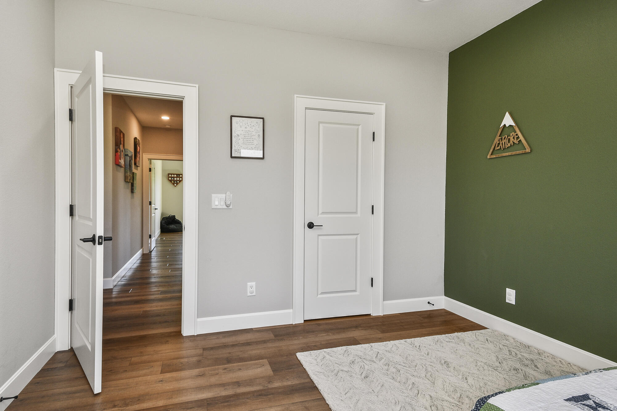 358 Thornbrooke Drive Property Photo 41