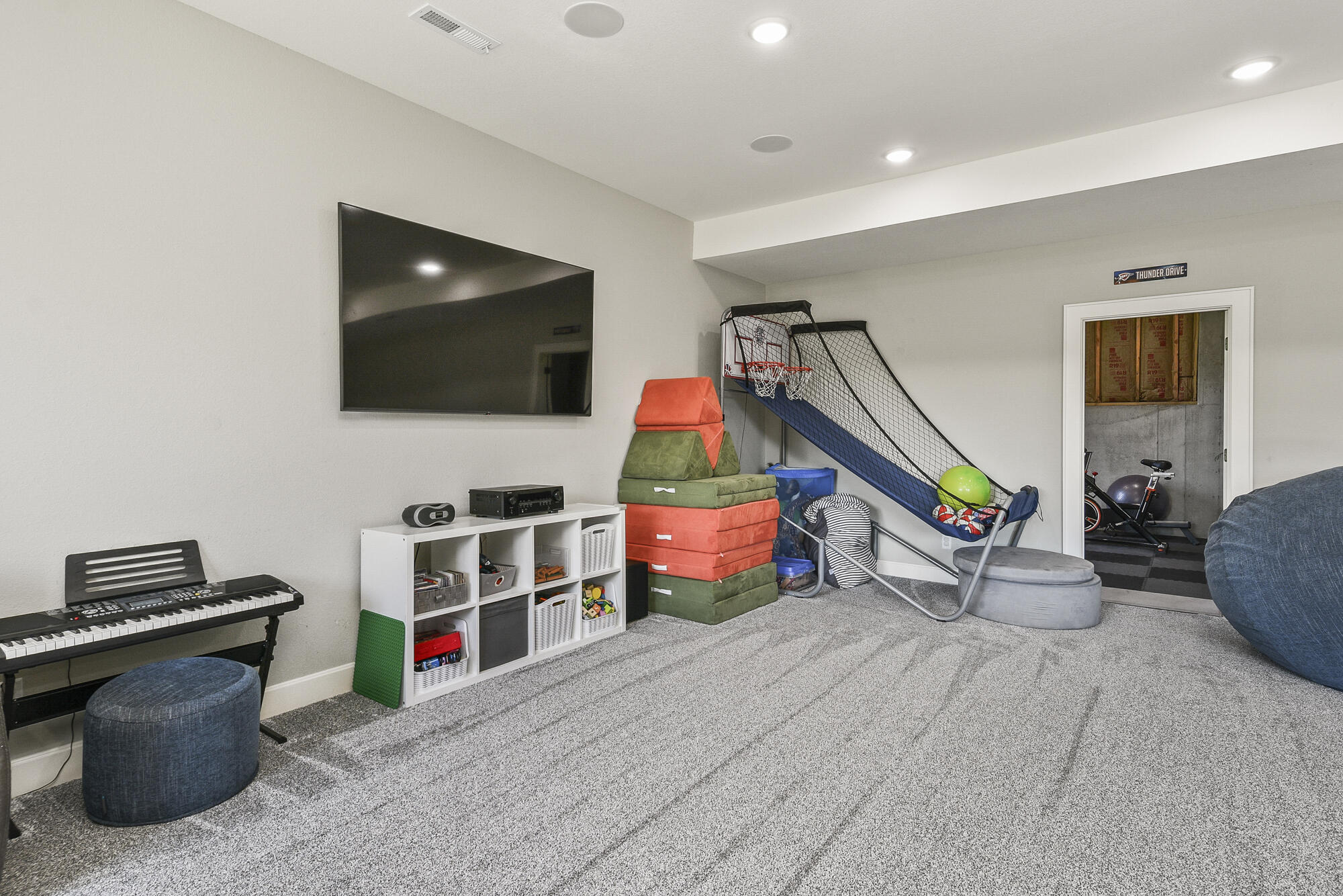 358 Thornbrooke Drive Property Photo 48