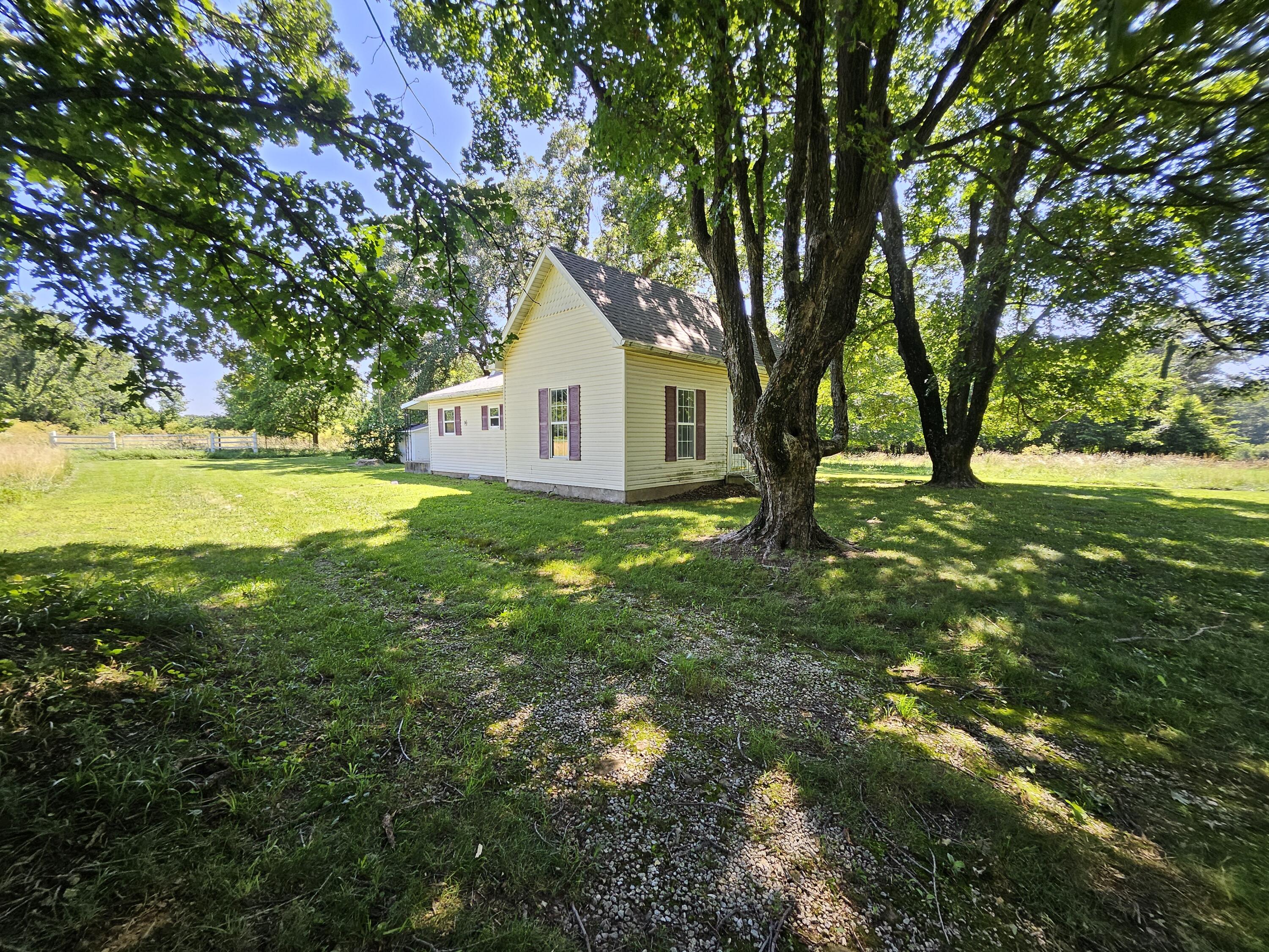 60326726 Property Photo 30