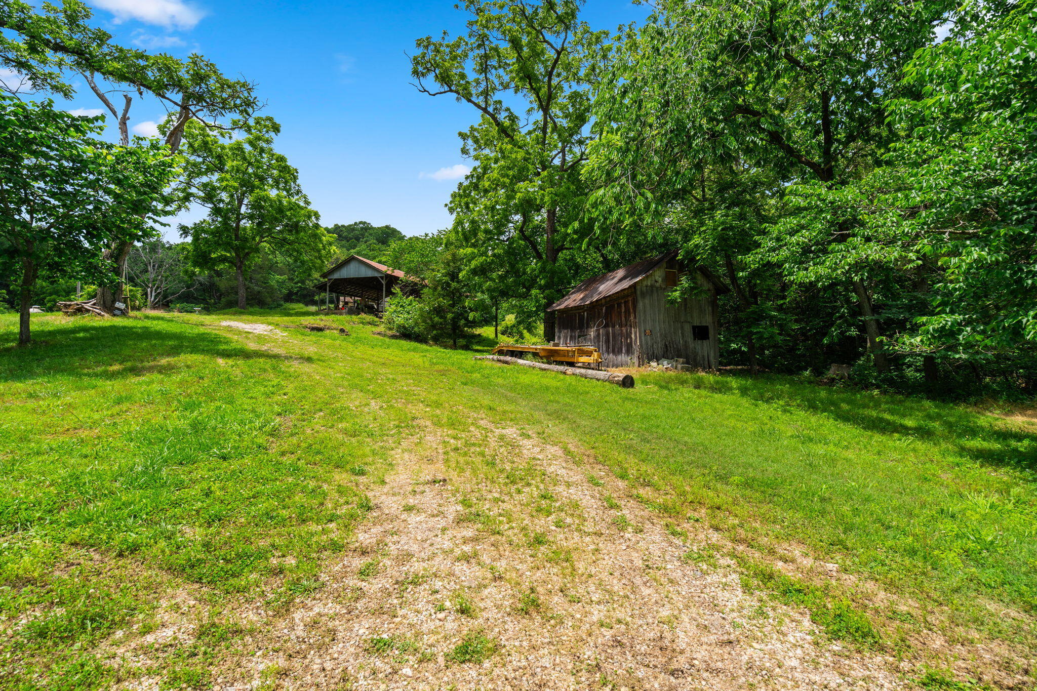 489 Mcvey Drive Property Photo 3