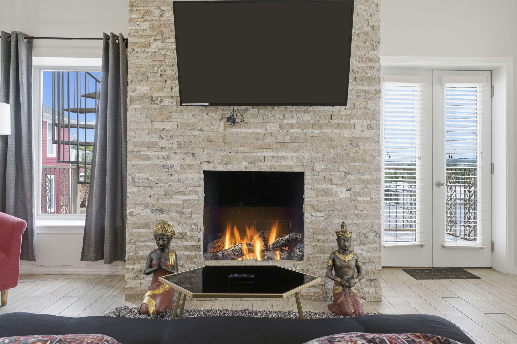 60326746 Property Photo 37