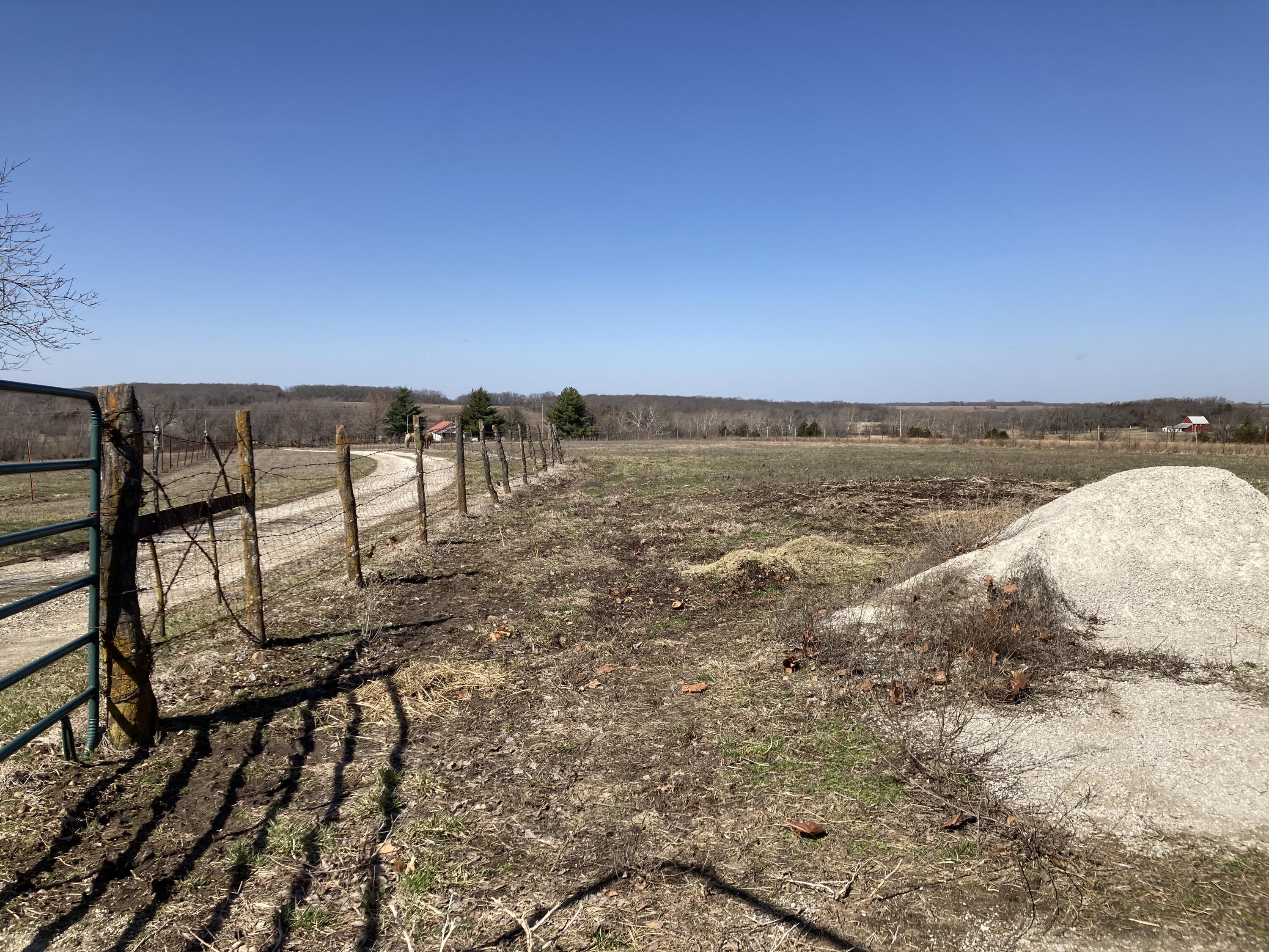 22665 State Hwy 83 Property Photo 14