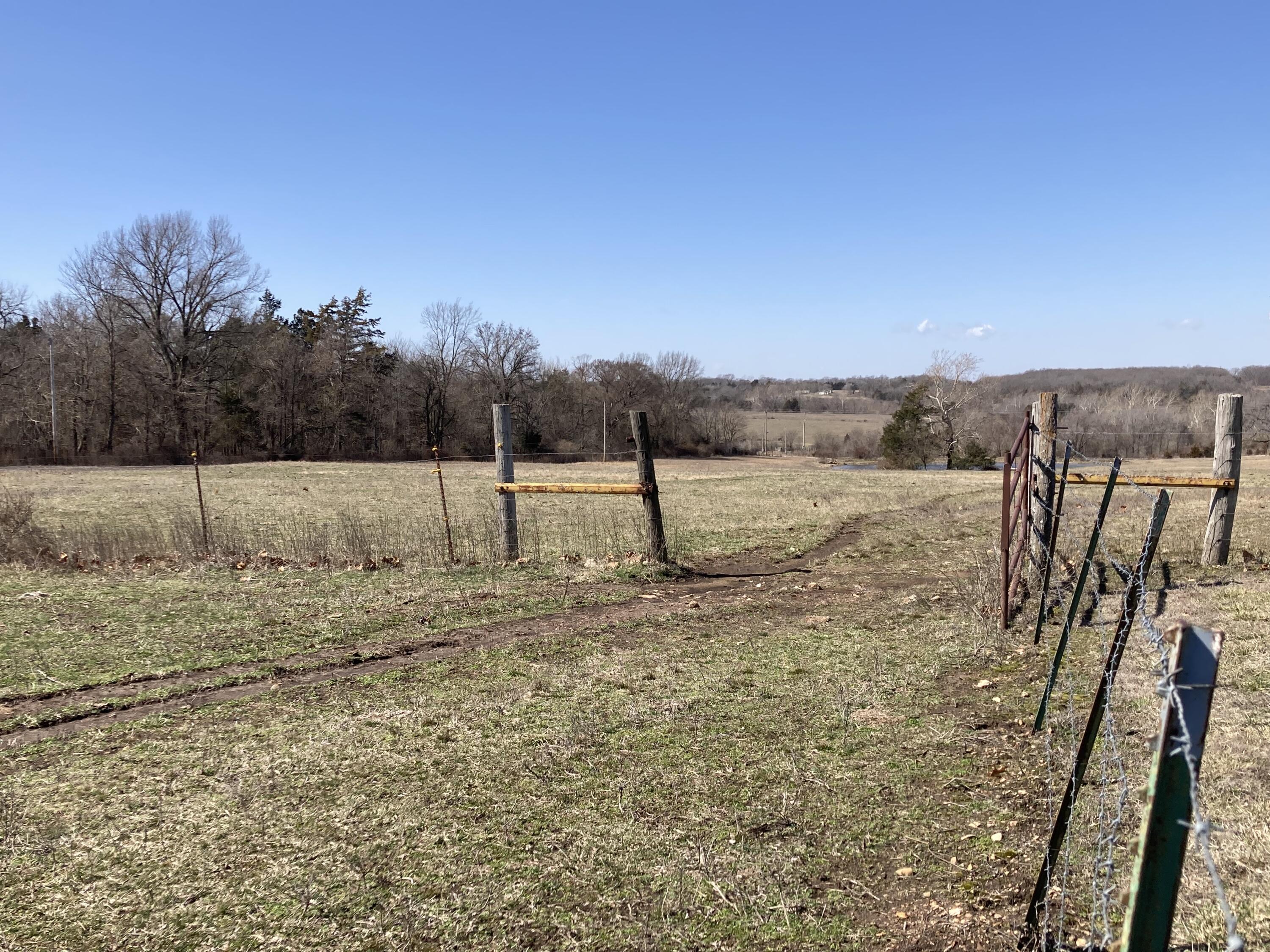 22665 State Hwy 83 Property Photo 32