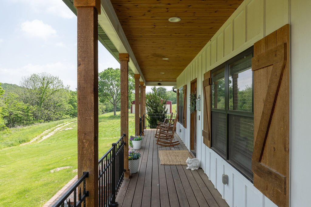1860 Upper Mill Creek Road Property Photo 4