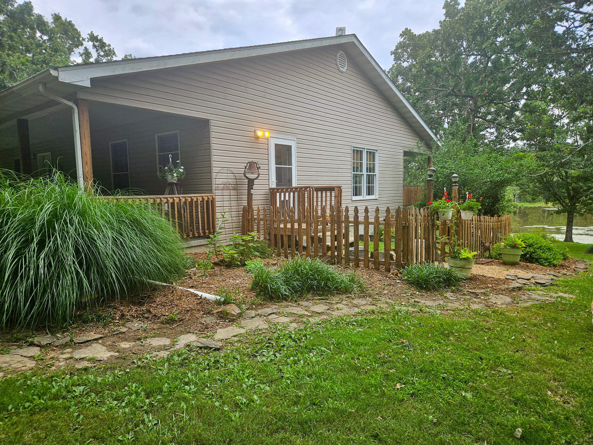 5554 County Road 3380 Property Photo 8
