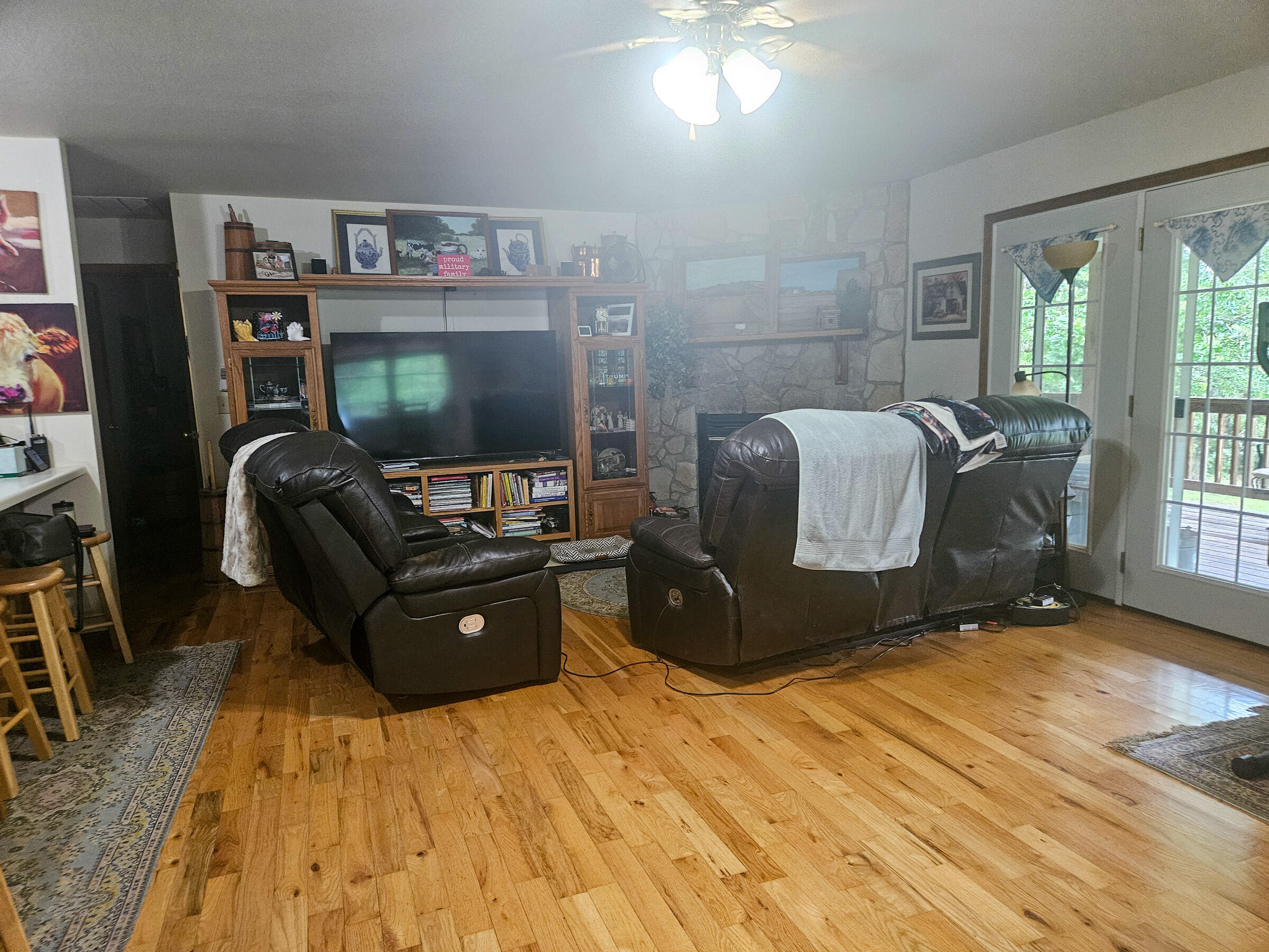 5554 County Road 3380 Property Photo 9