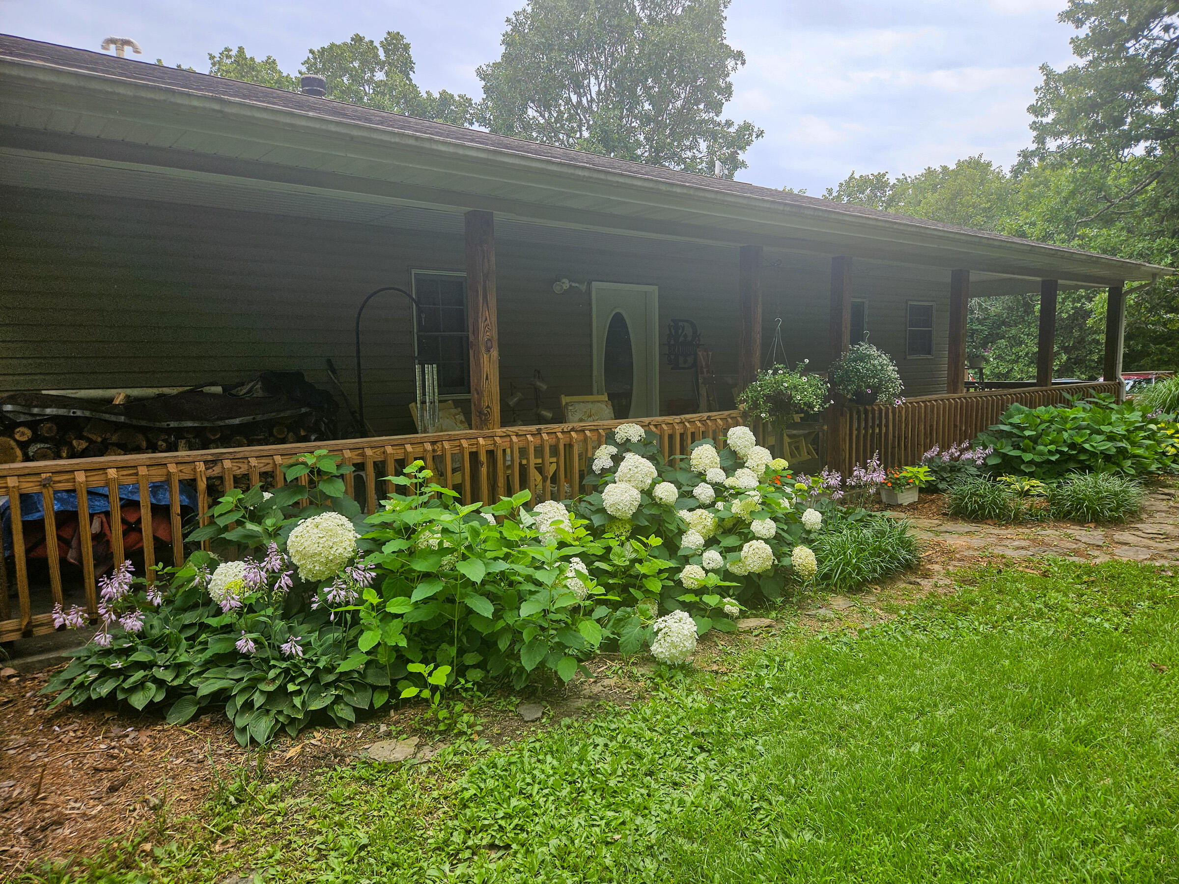 5554 County Road 3380 Property Photo 37