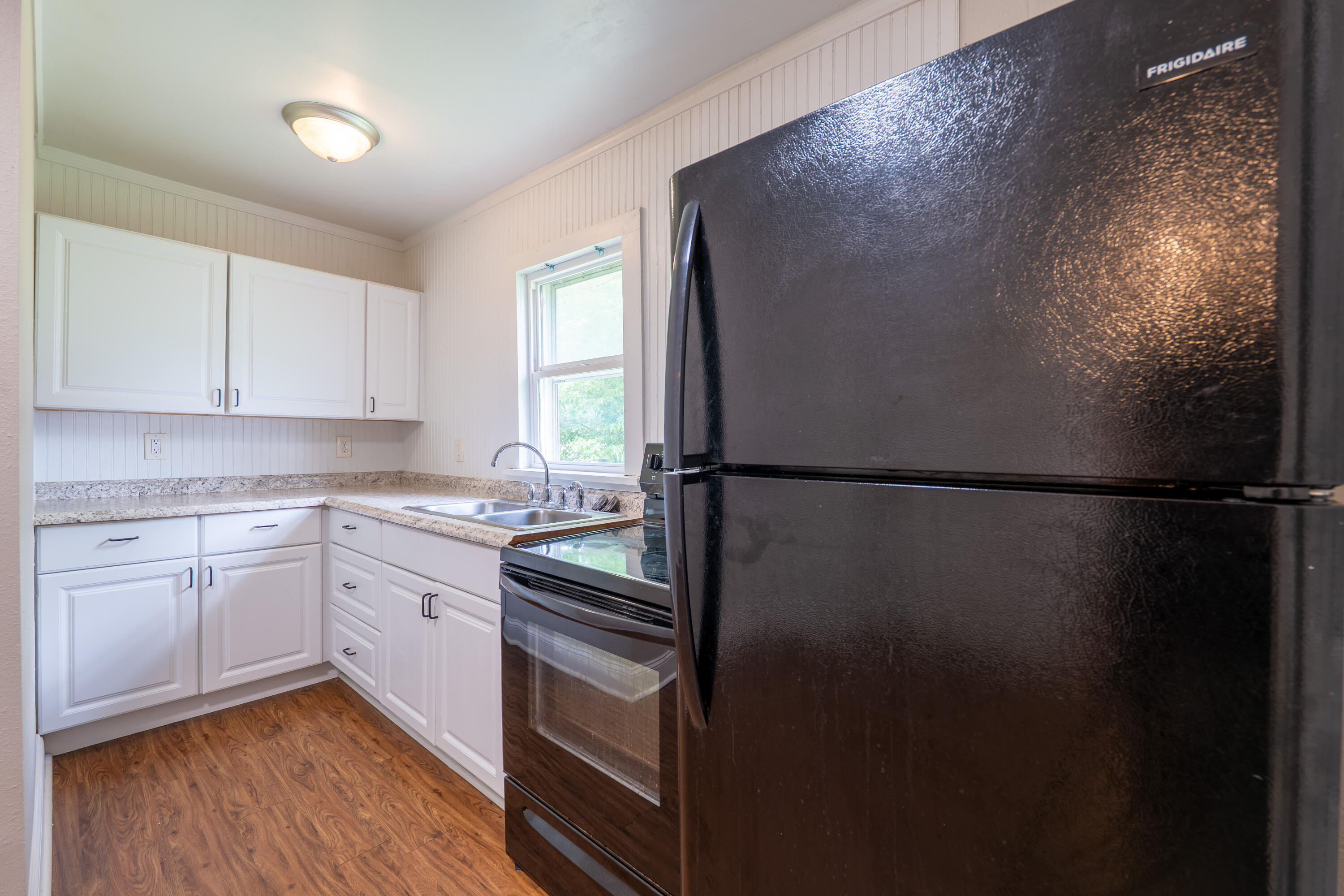 829 West Pershing Street Property Photo 9
