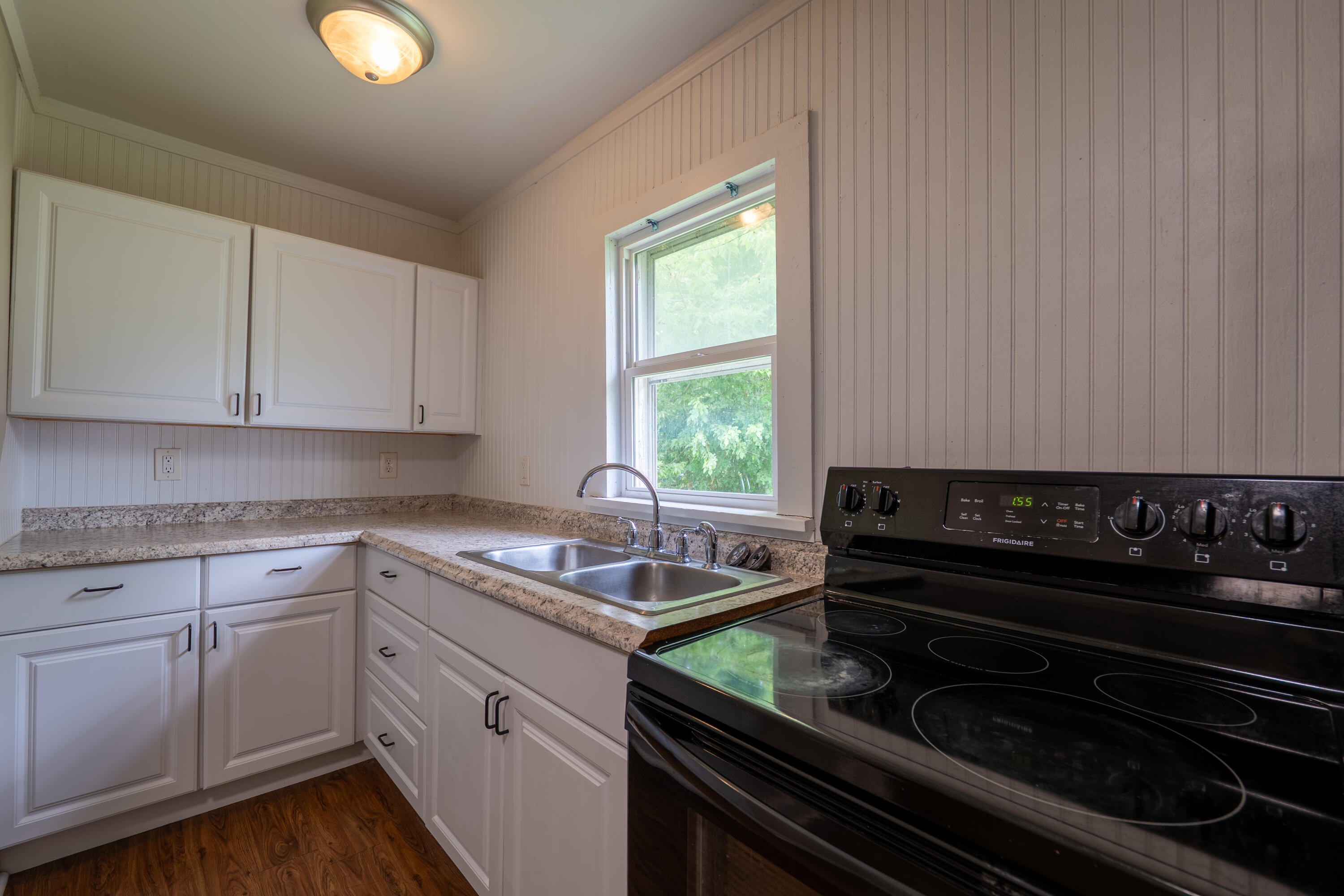 829 West Pershing Street Property Photo 10