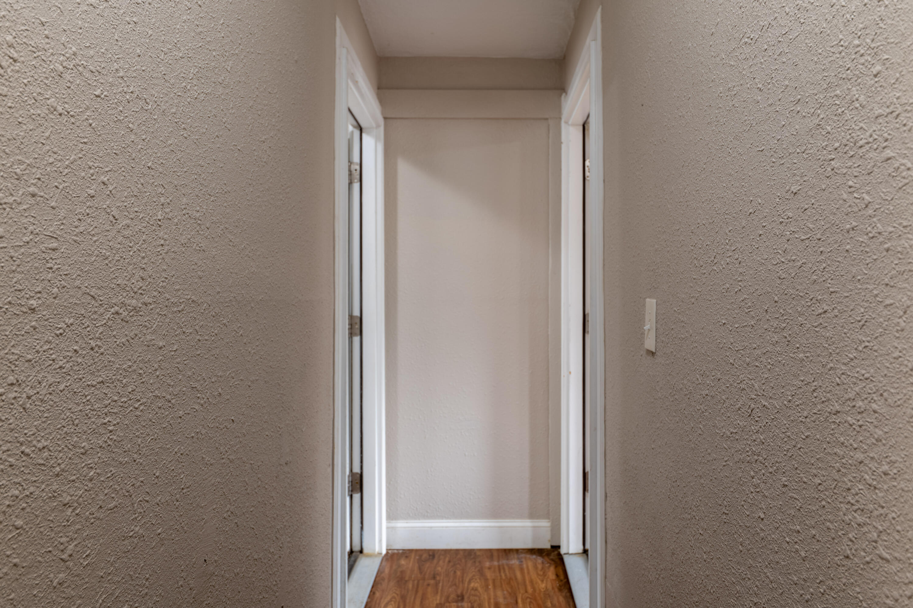 829 West Pershing Street Property Photo 25