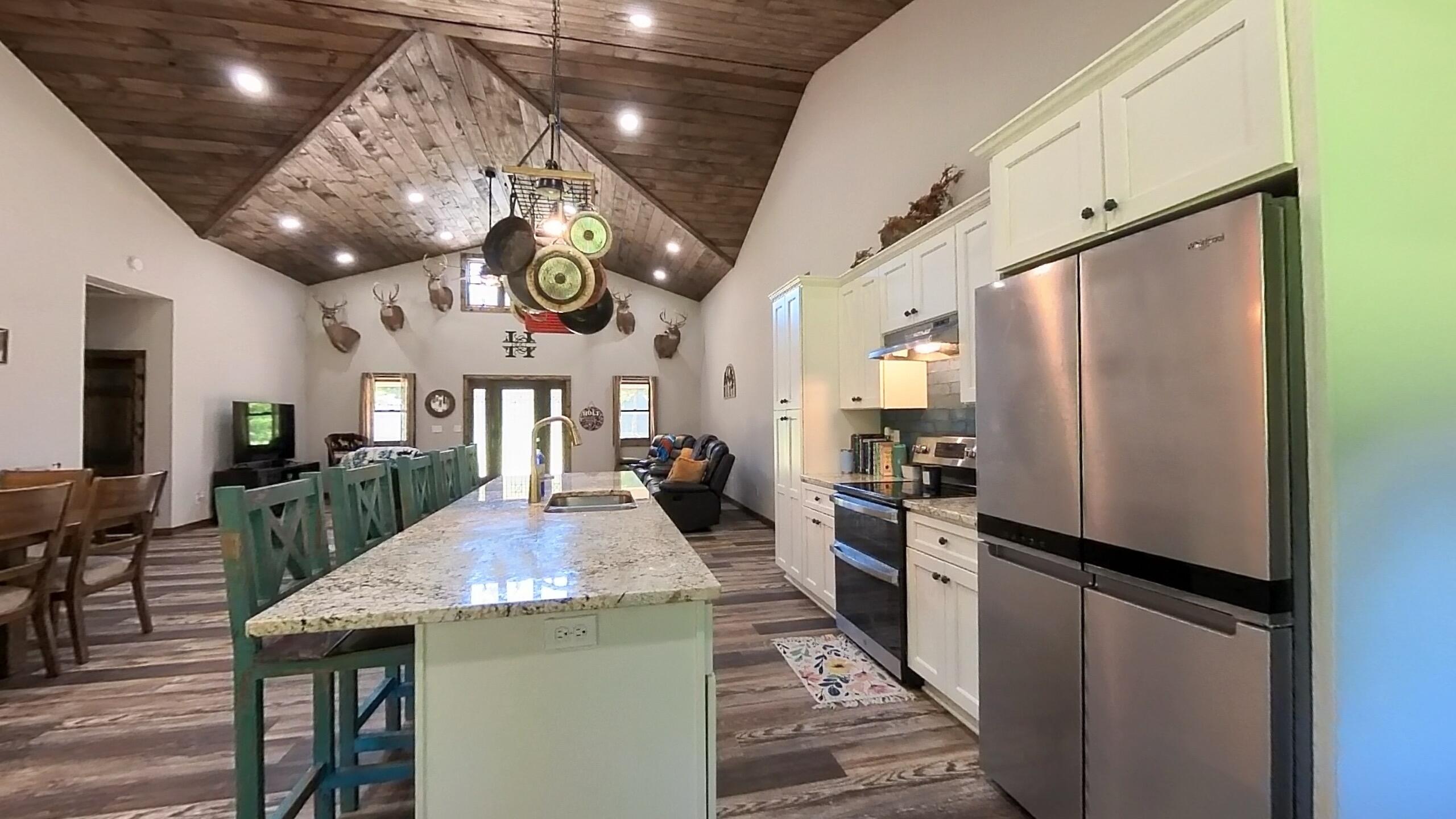 60326767 Property Photo 21