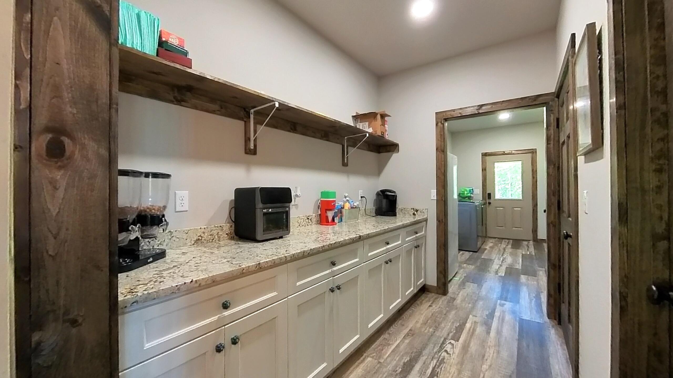 60326767 Property Photo 32