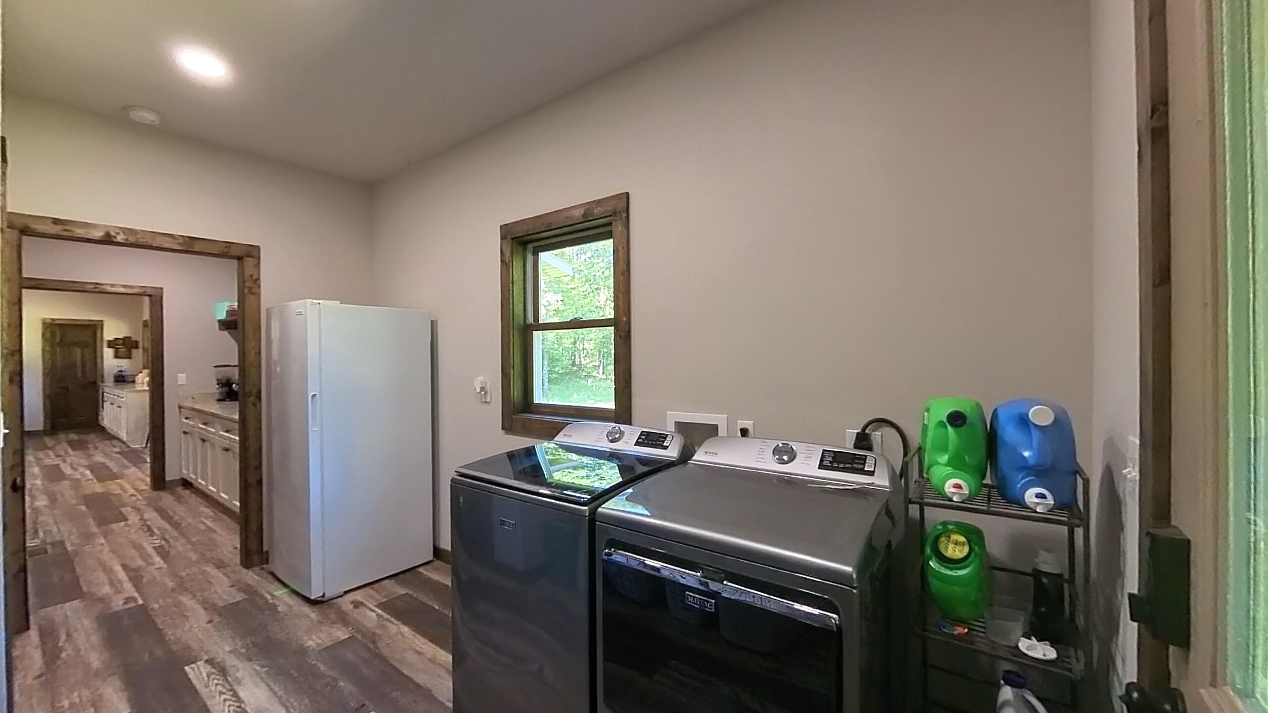 60326767 Property Photo 34