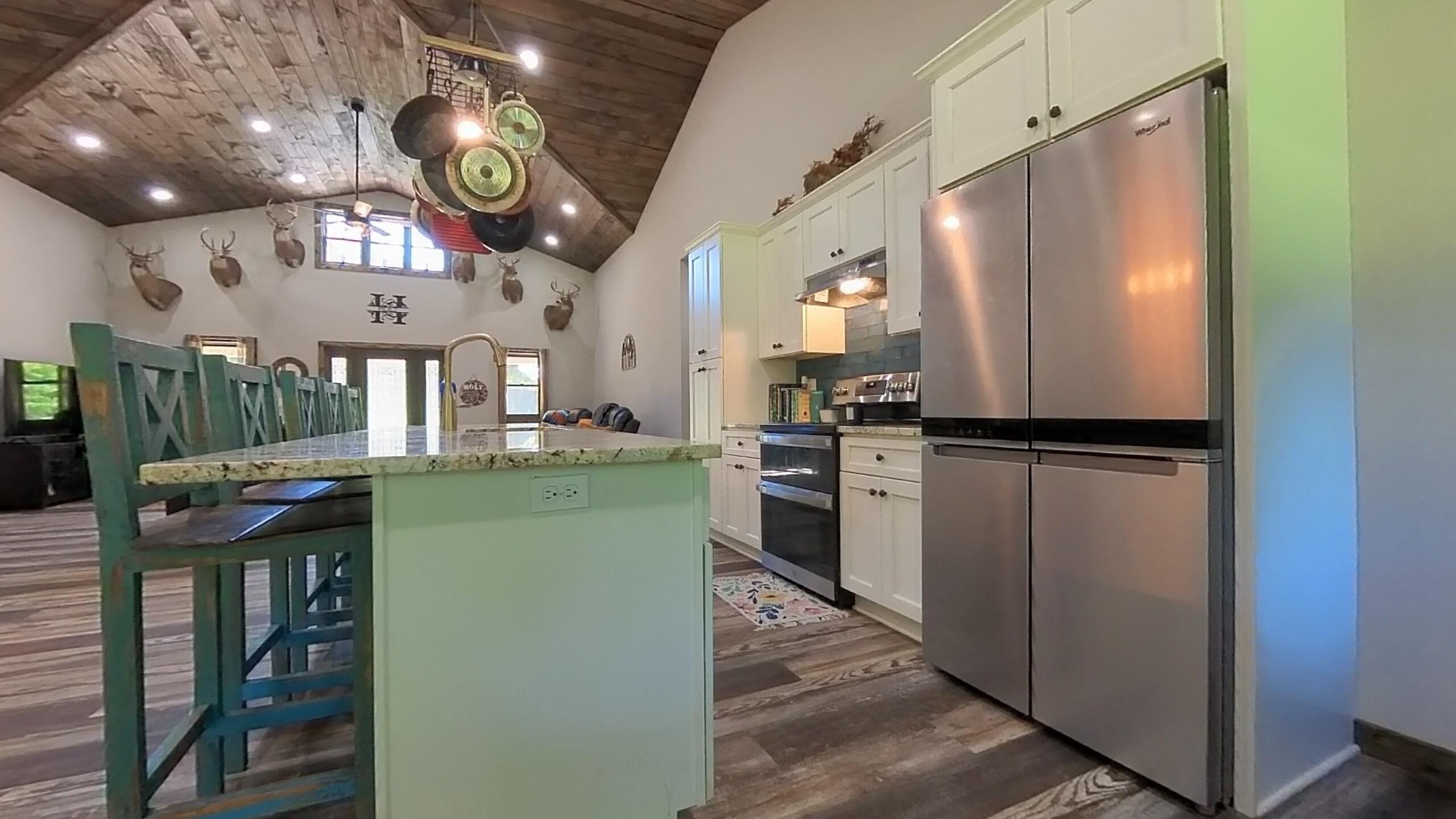 60326767 Property Photo 35