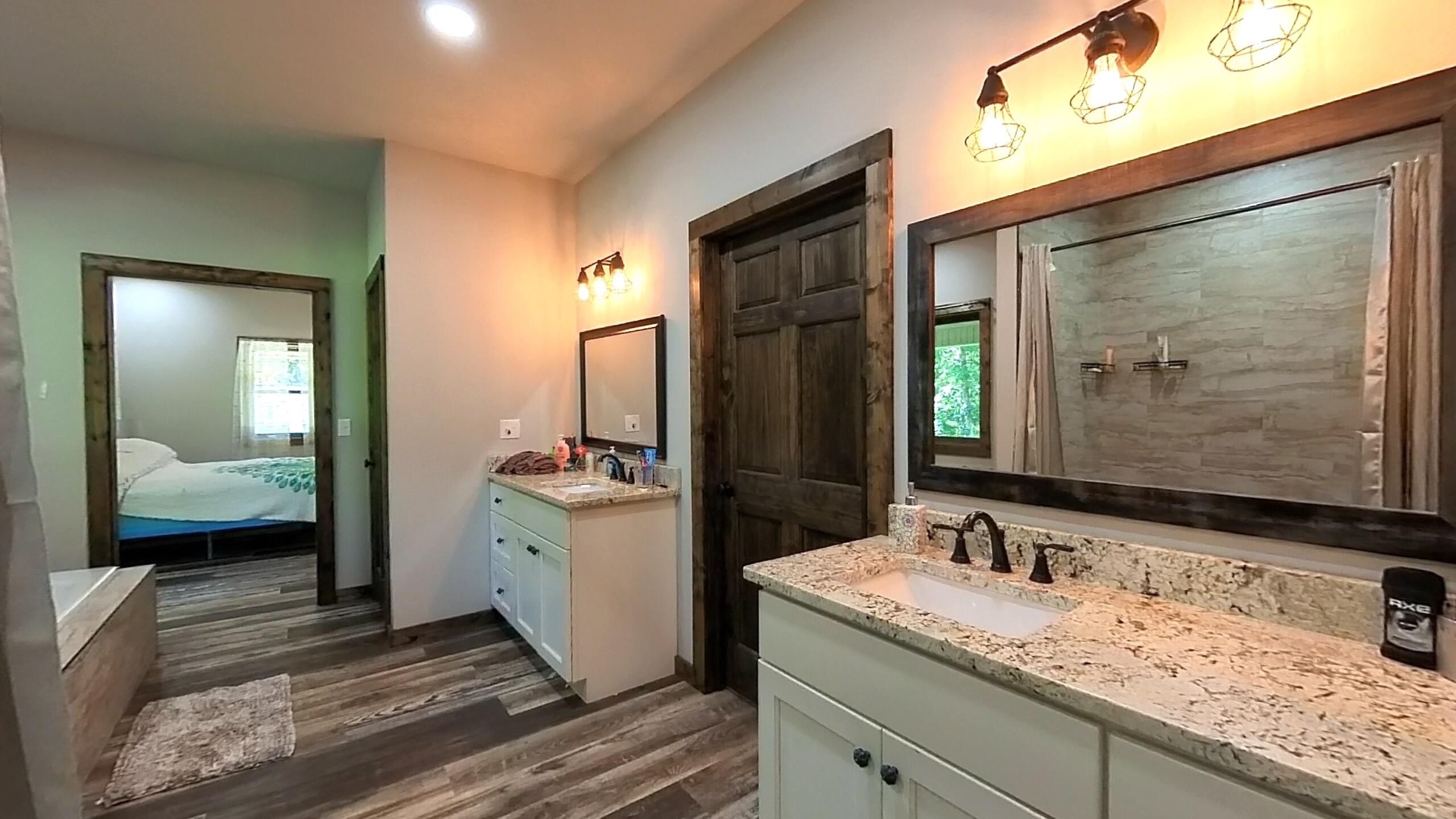 60326767 Property Photo 43