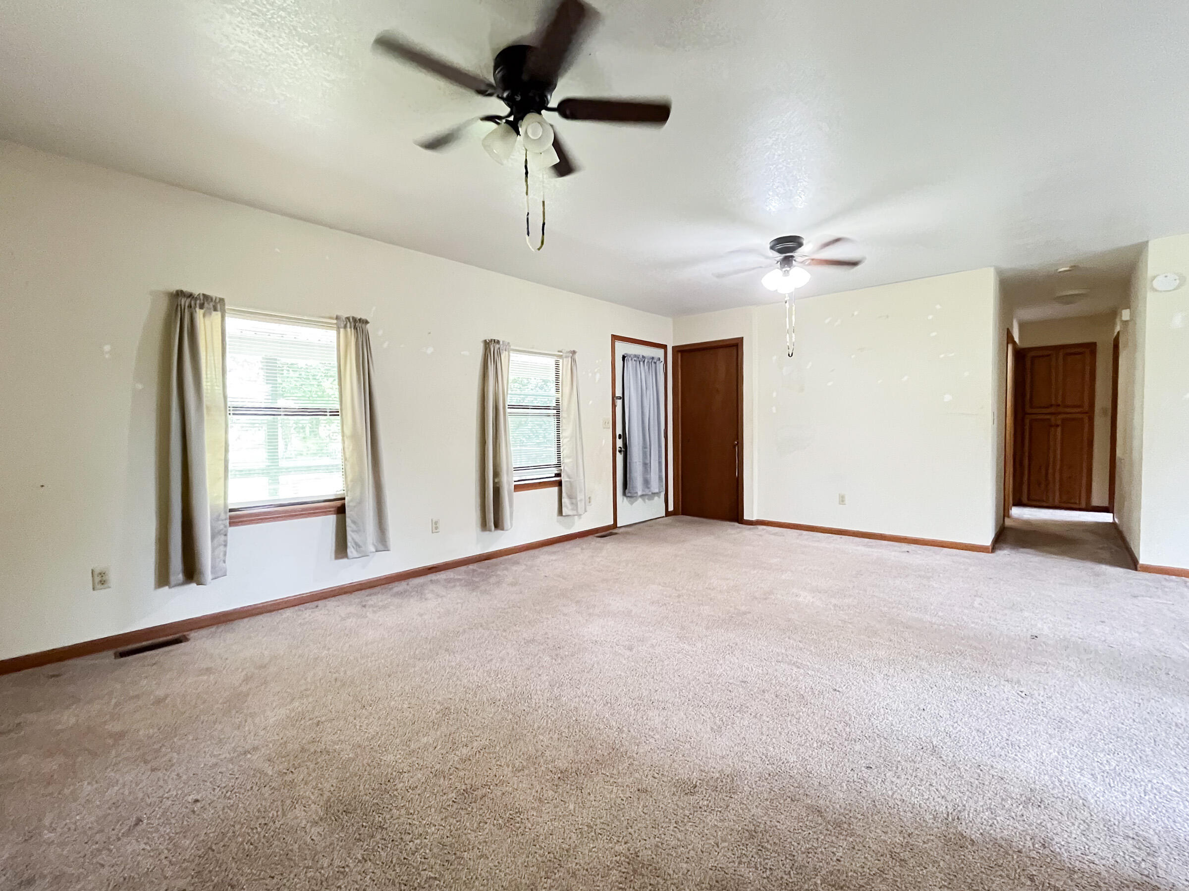 6825 U.s. Highway 160 Property Photo 3