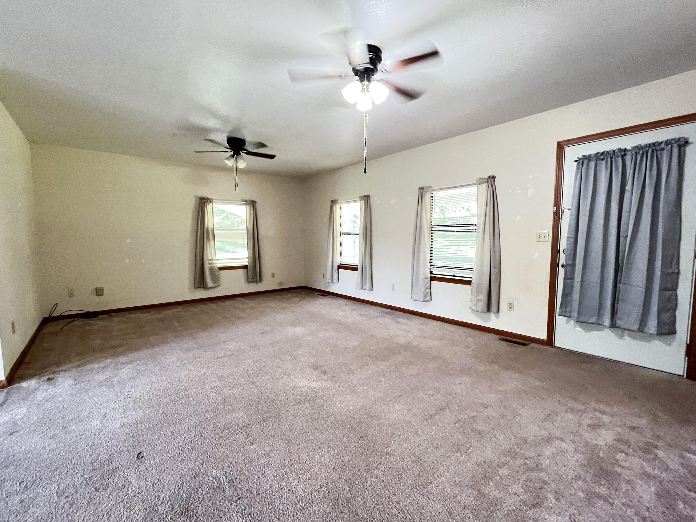 6825 U.s. Highway 160 Property Photo 4
