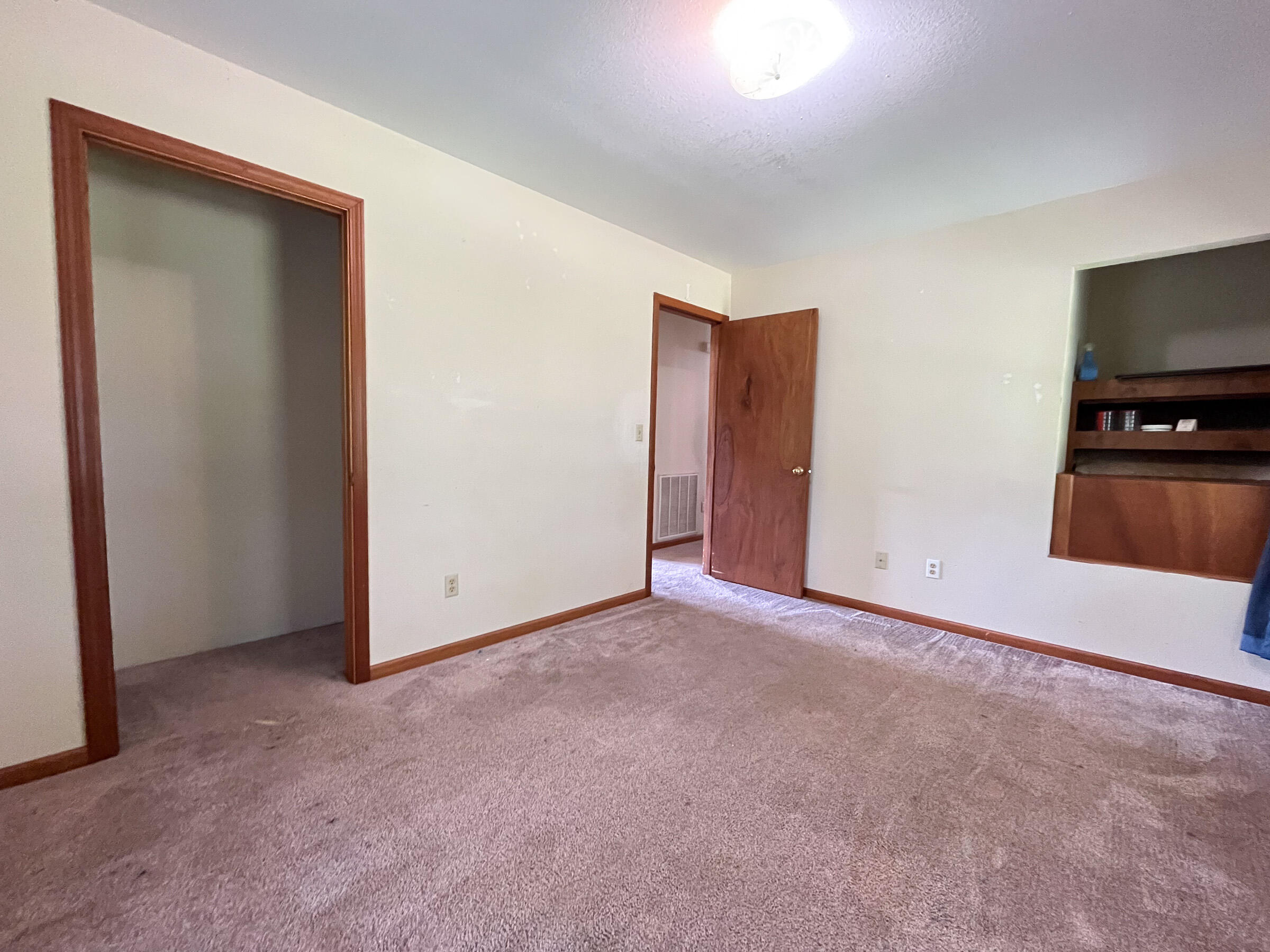6825 U.s. Highway 160 Property Photo 11