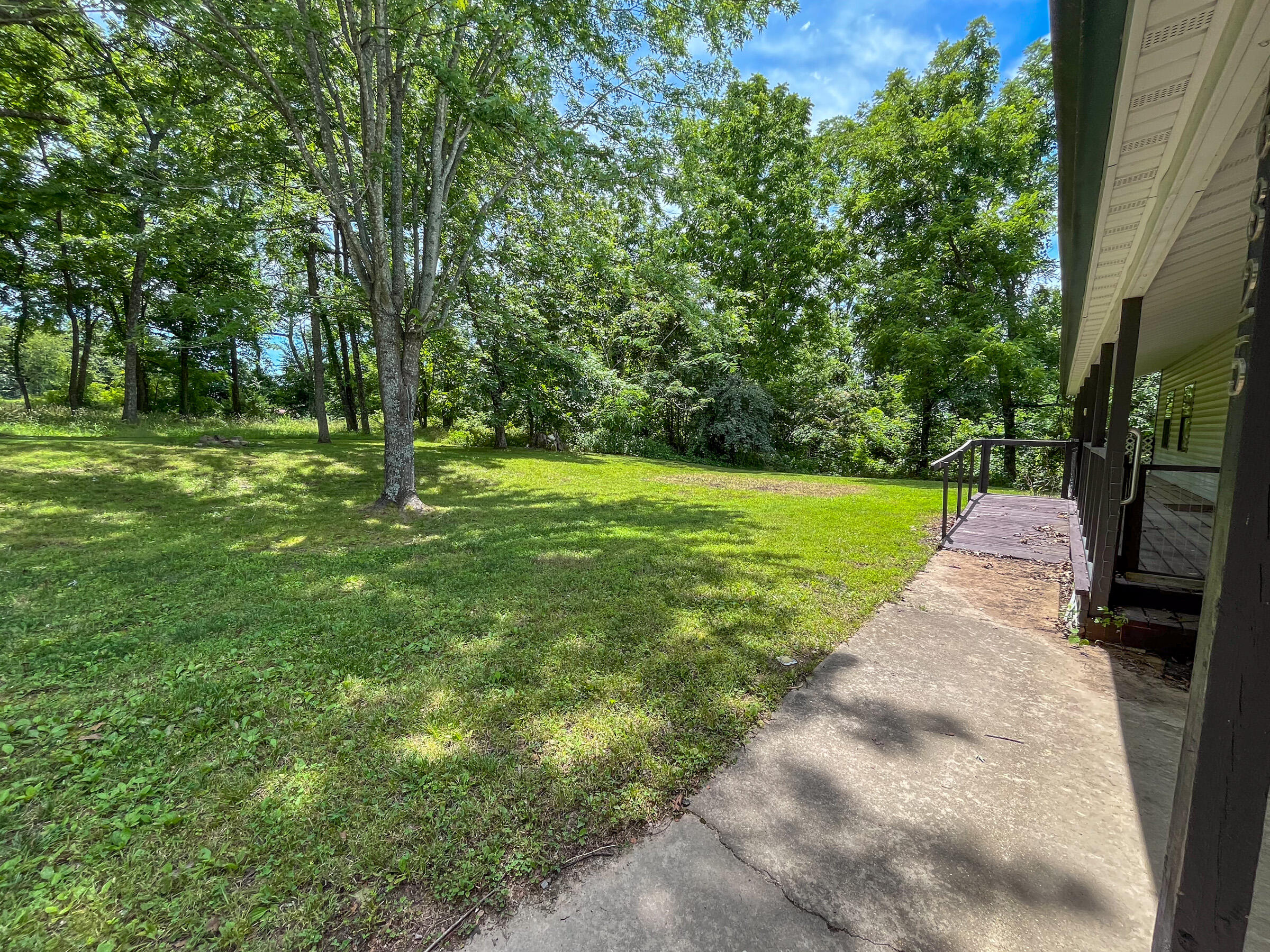 6825 U.s. Highway 160 Property Photo 30