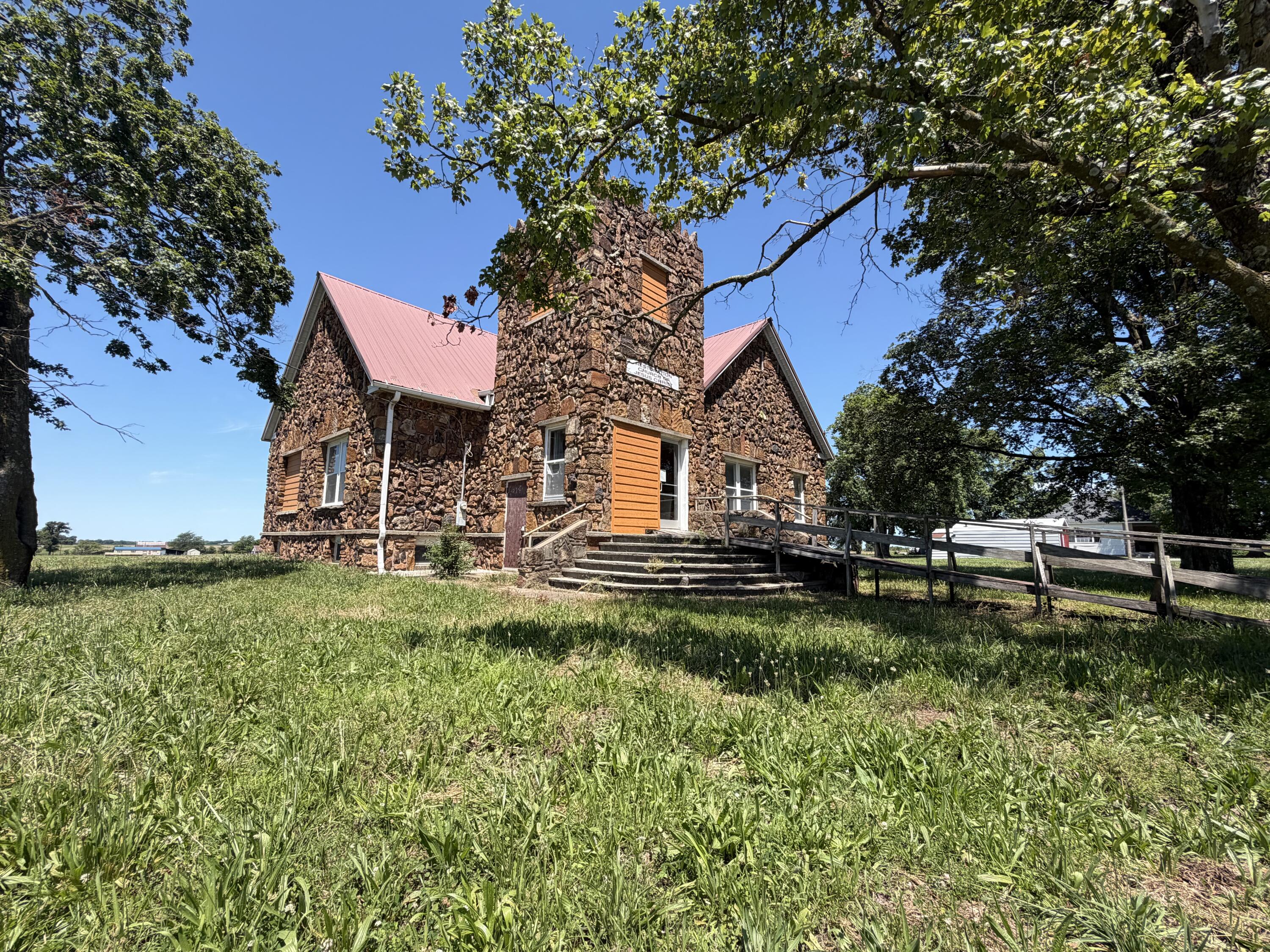 14025 State Highway 37 Property Photo 1