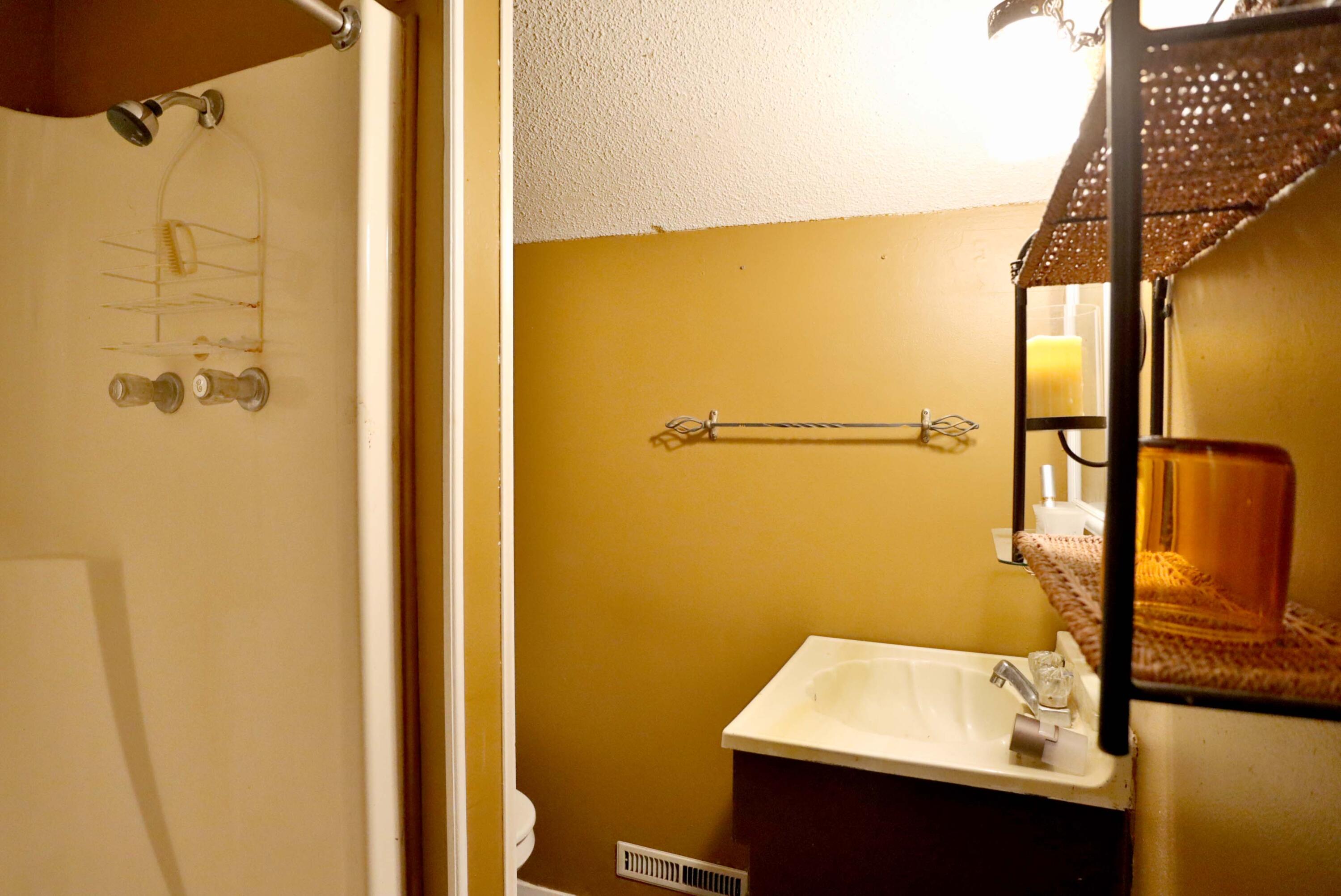 220 East Berkeley Street Property Photo 15