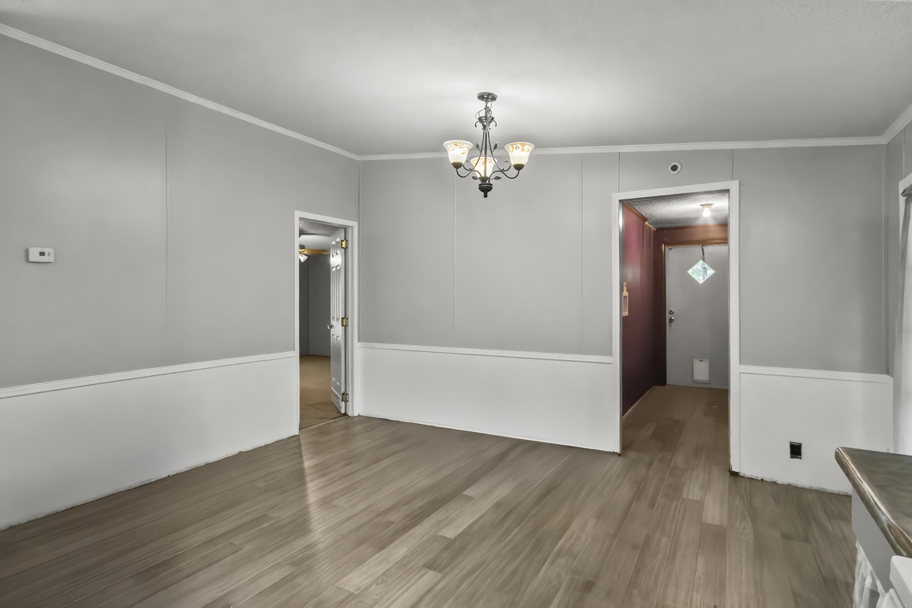 2042 Longview Road Property Photo 14
