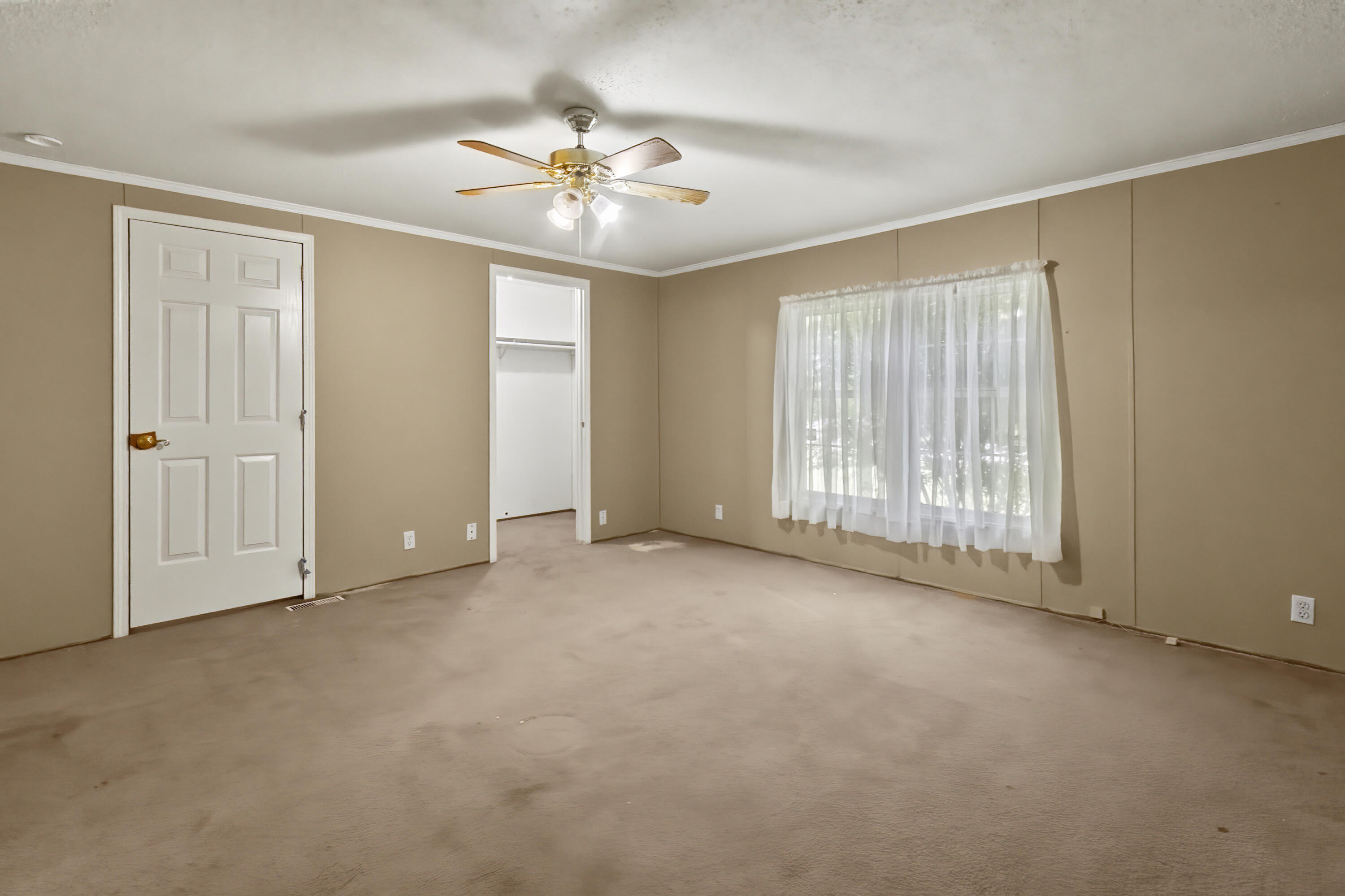 2042 Longview Road Property Photo 18
