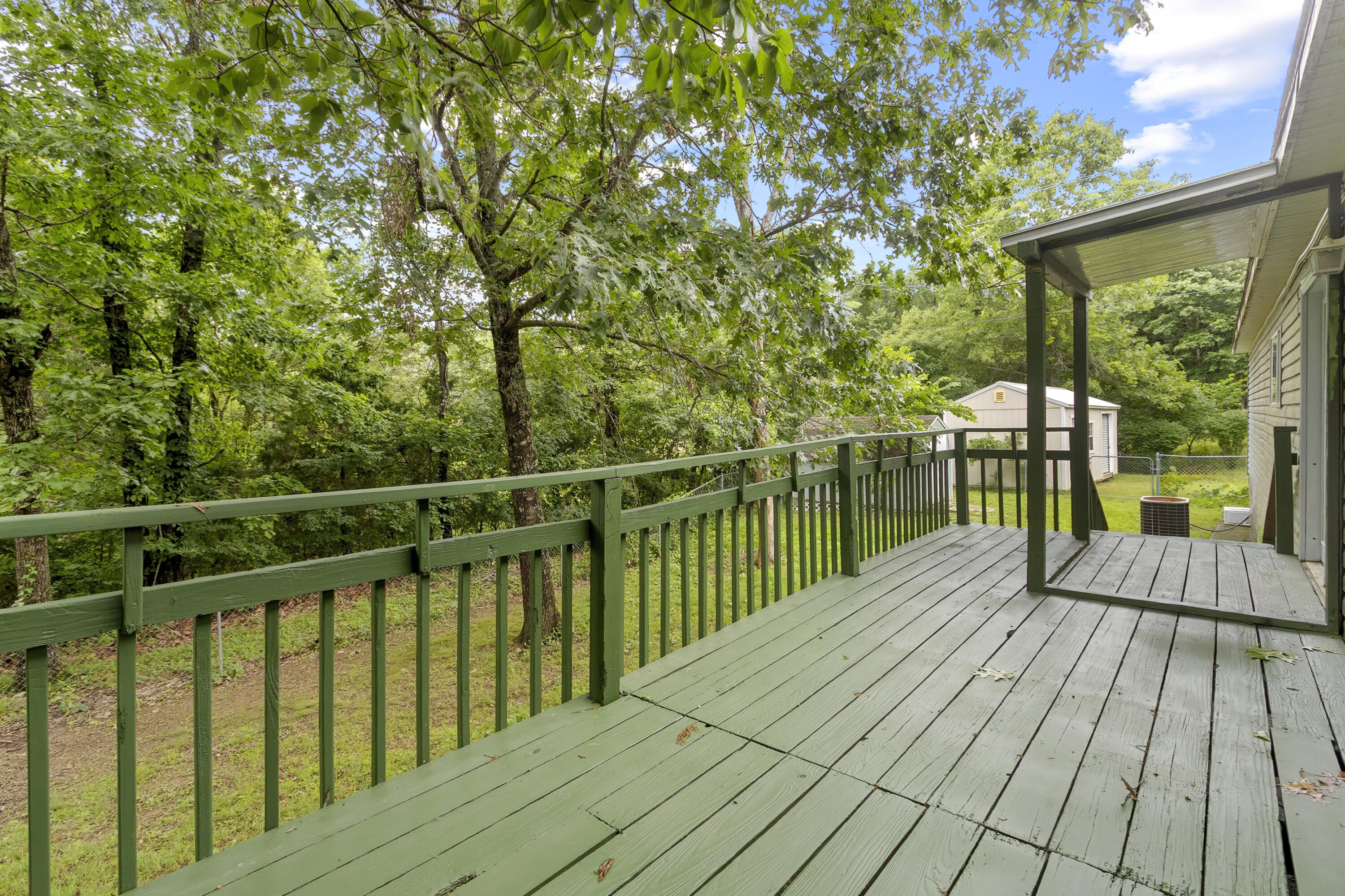 2042 Longview Road Property Photo 33
