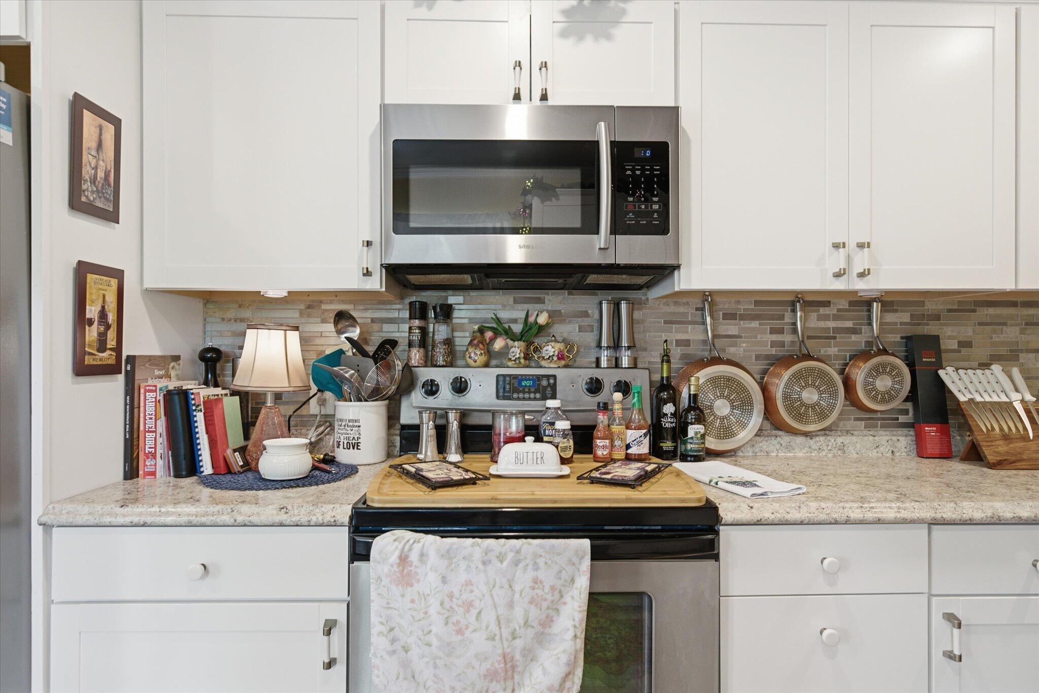 103 Della St Street Property Photo 12