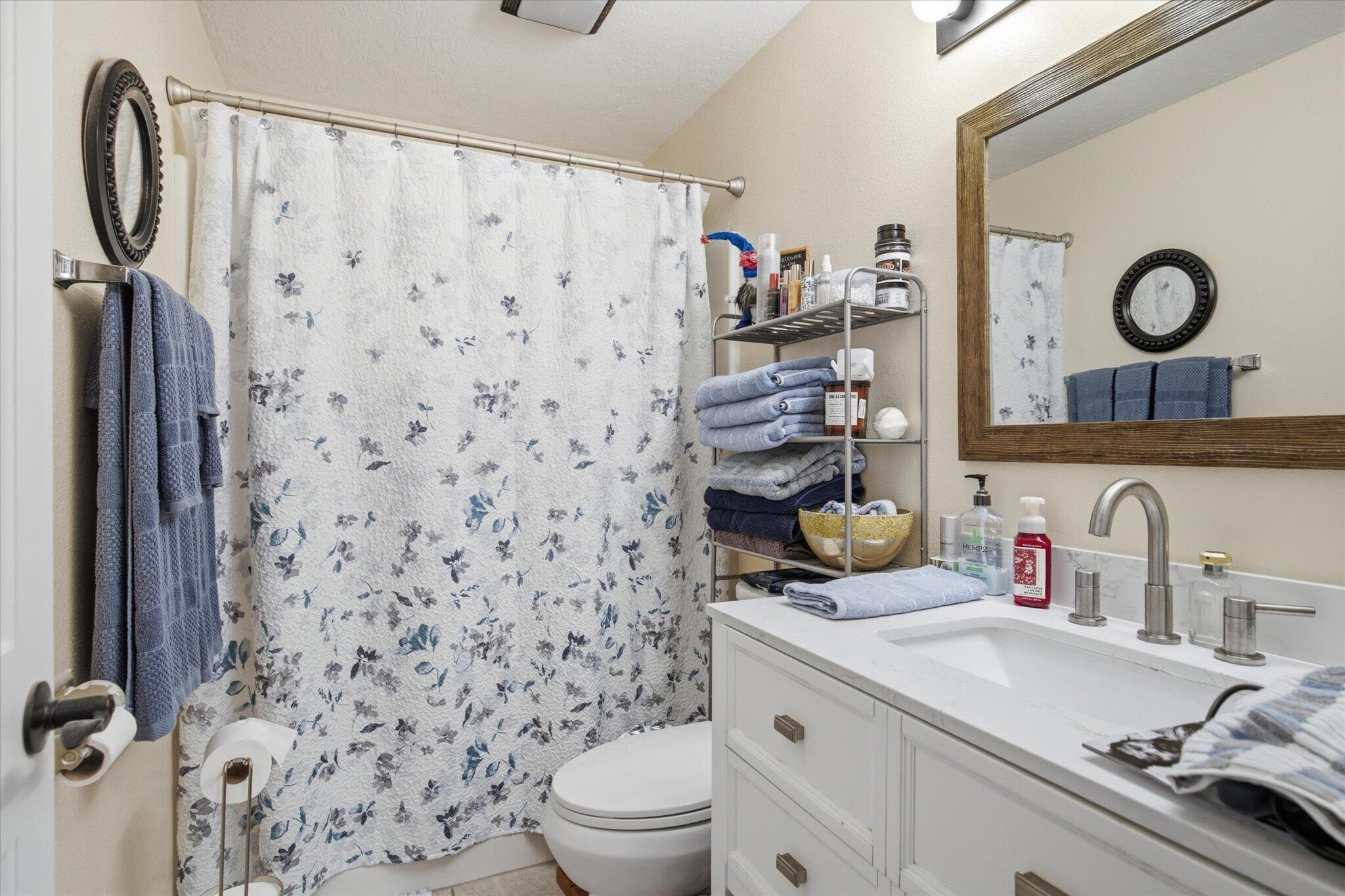 103 Della St Street Property Photo 19