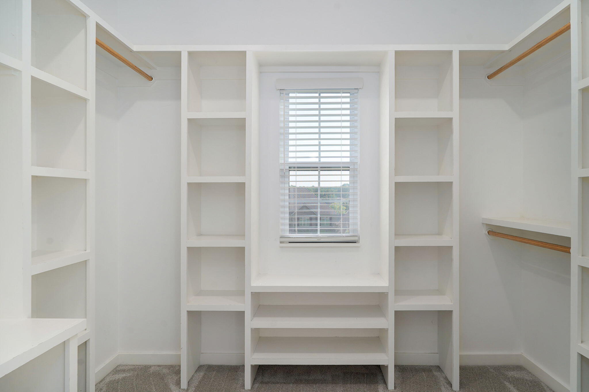 2619 East Old Ivy Street Property Photo 23