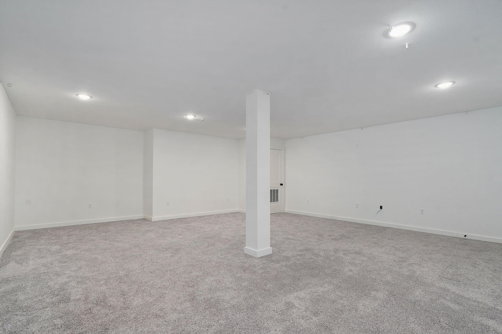 2619 East Old Ivy Street Property Photo 33
