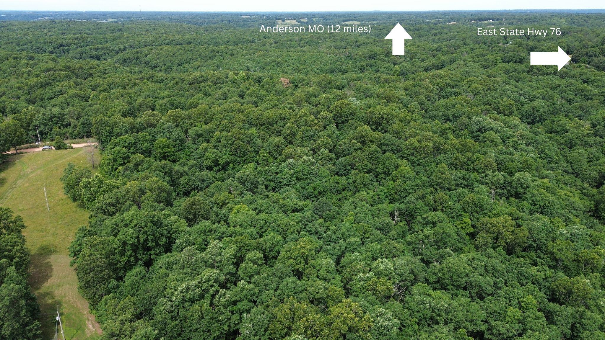 2086 Plainview Road Property Photo 11