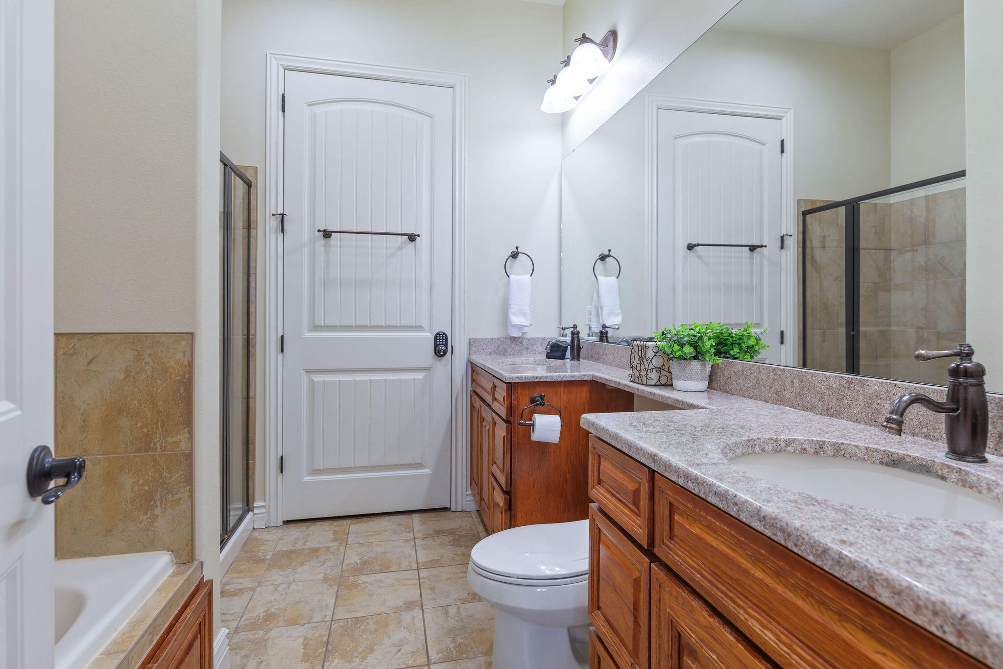 29 Stone Cliff Circle Unit 6 Property Photo 18