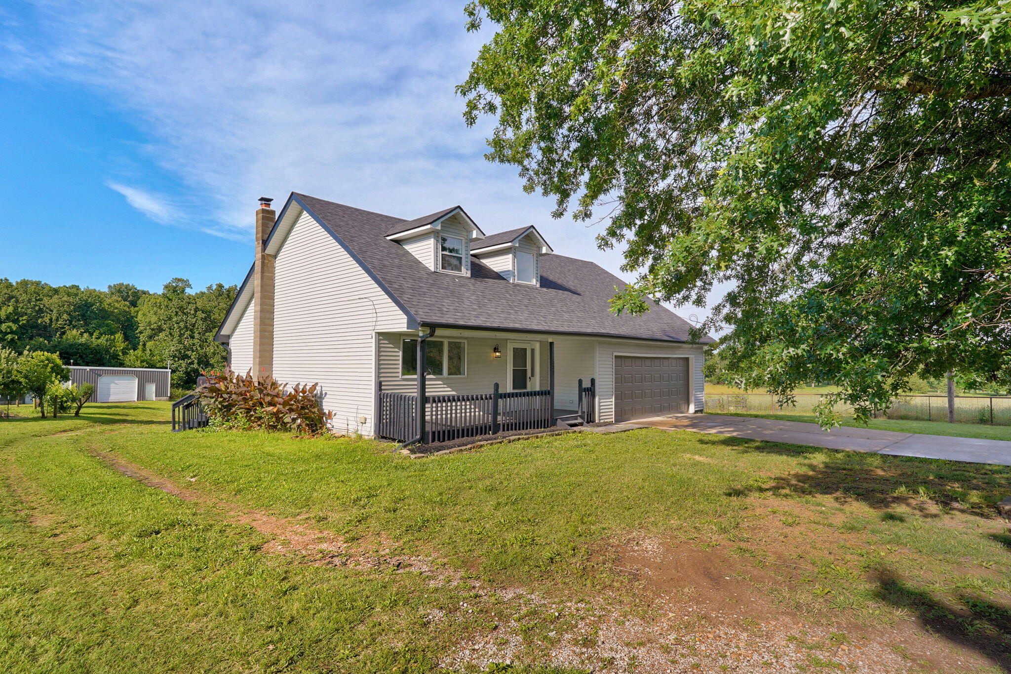 532 Charles Road Property Photo 1