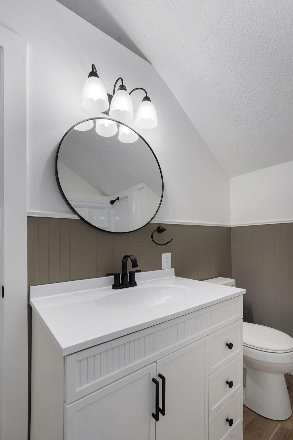 532 Charles Road Property Photo 20