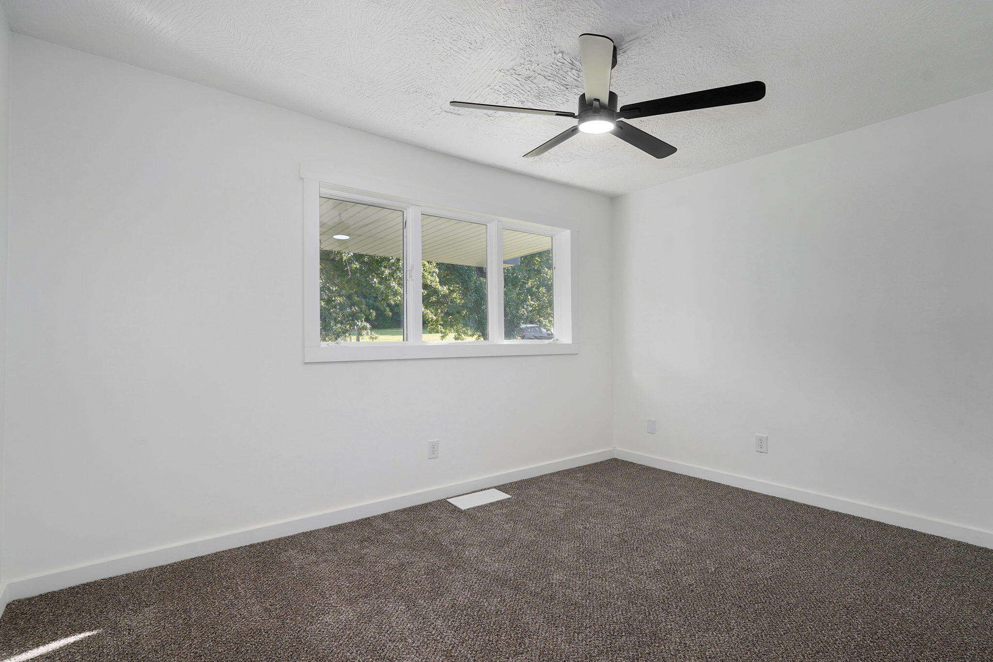 532 Charles Road Property Photo 22