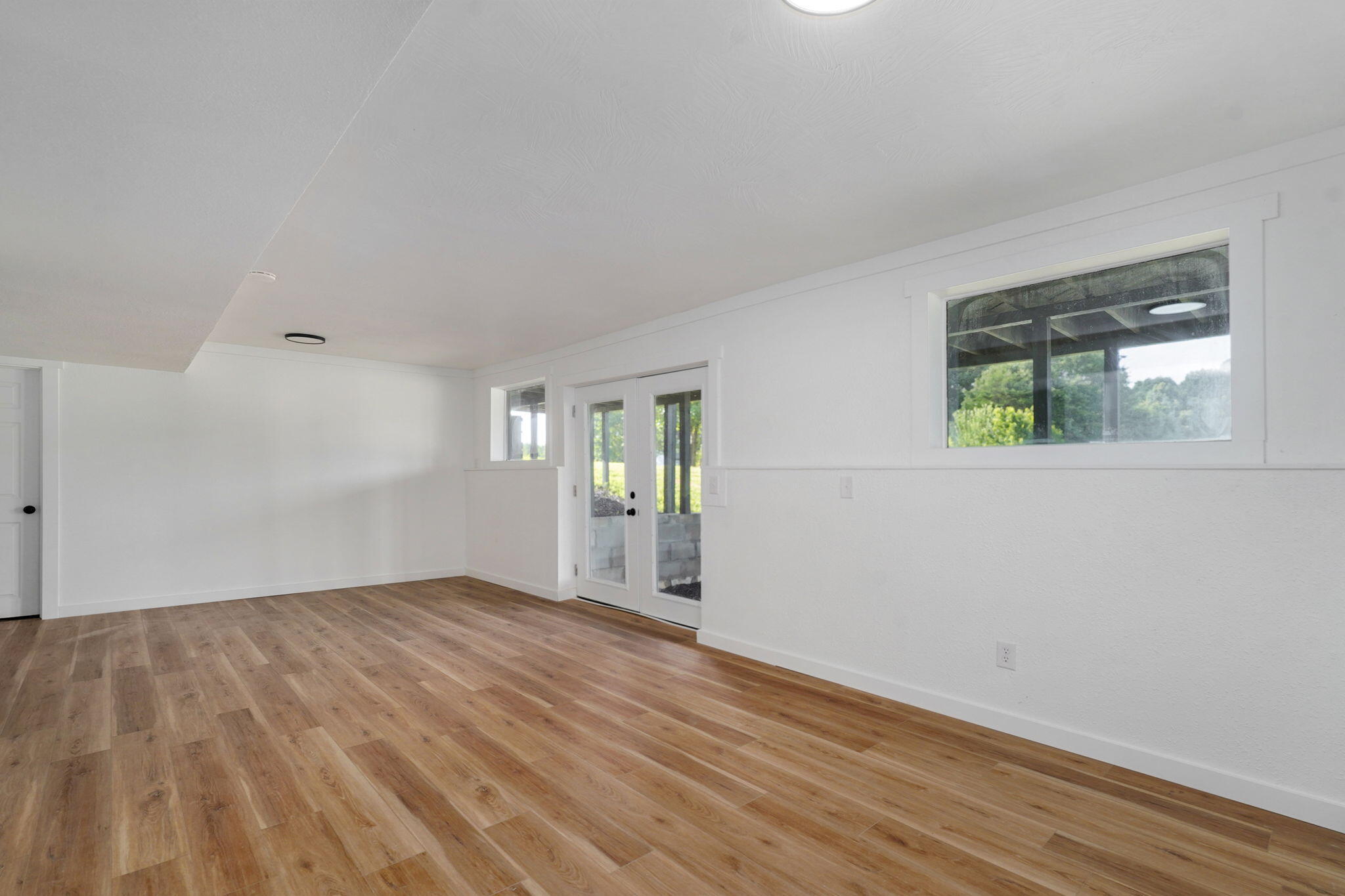 532 Charles Road Property Photo 28
