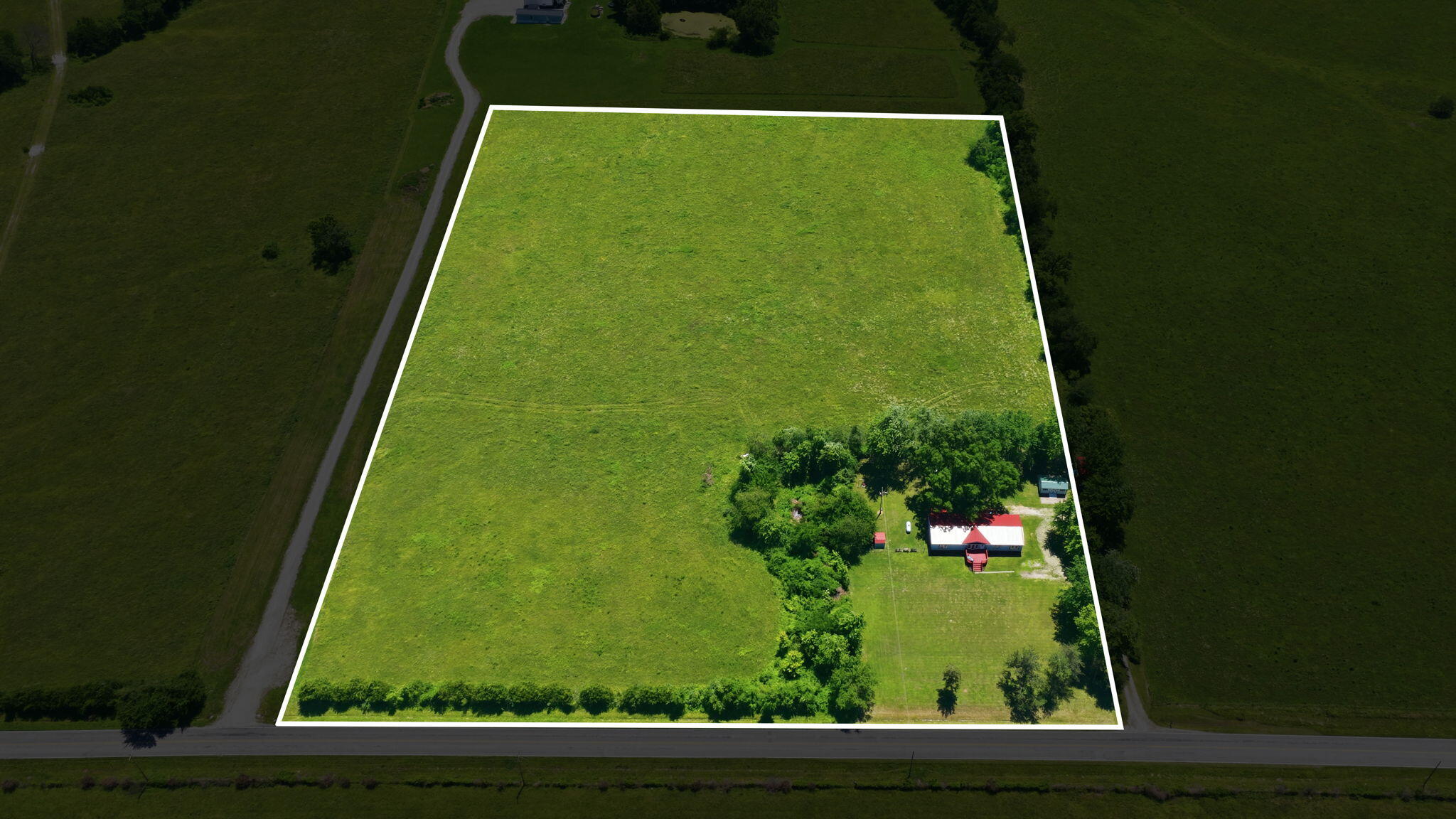 30770 Highway Nn Property Photo 3