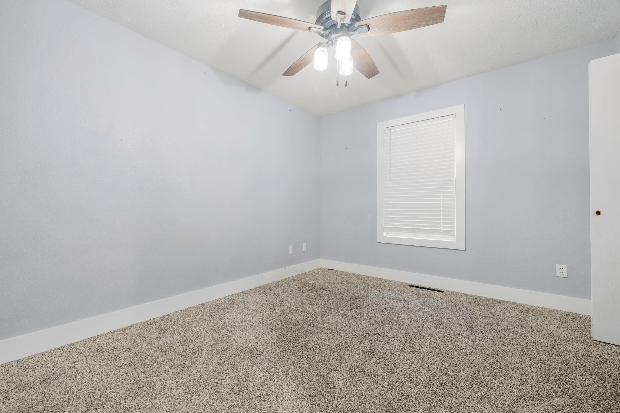 1019 Daniels Street Property Photo 22