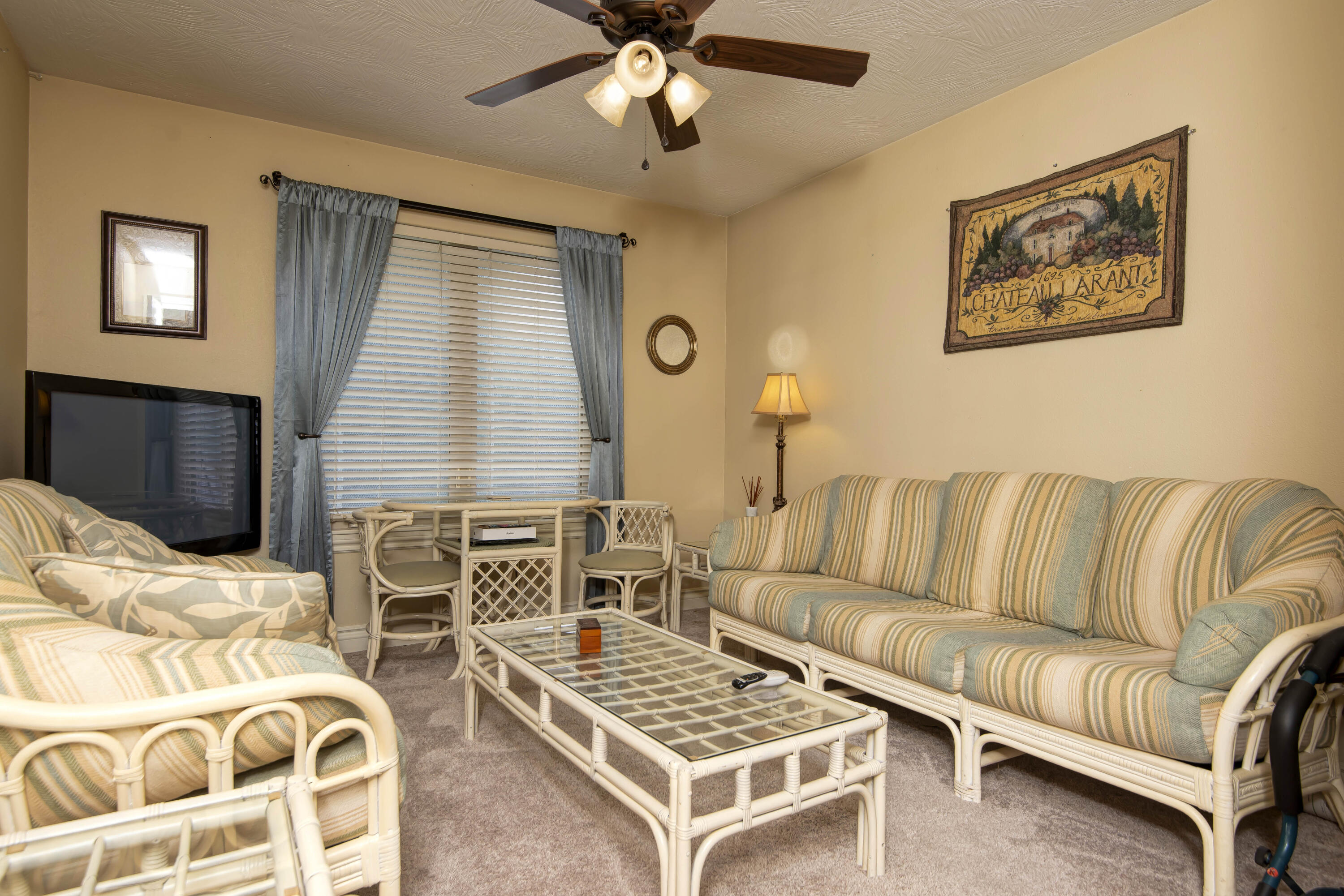 625 North Rockingham Avenue Property Photo 14