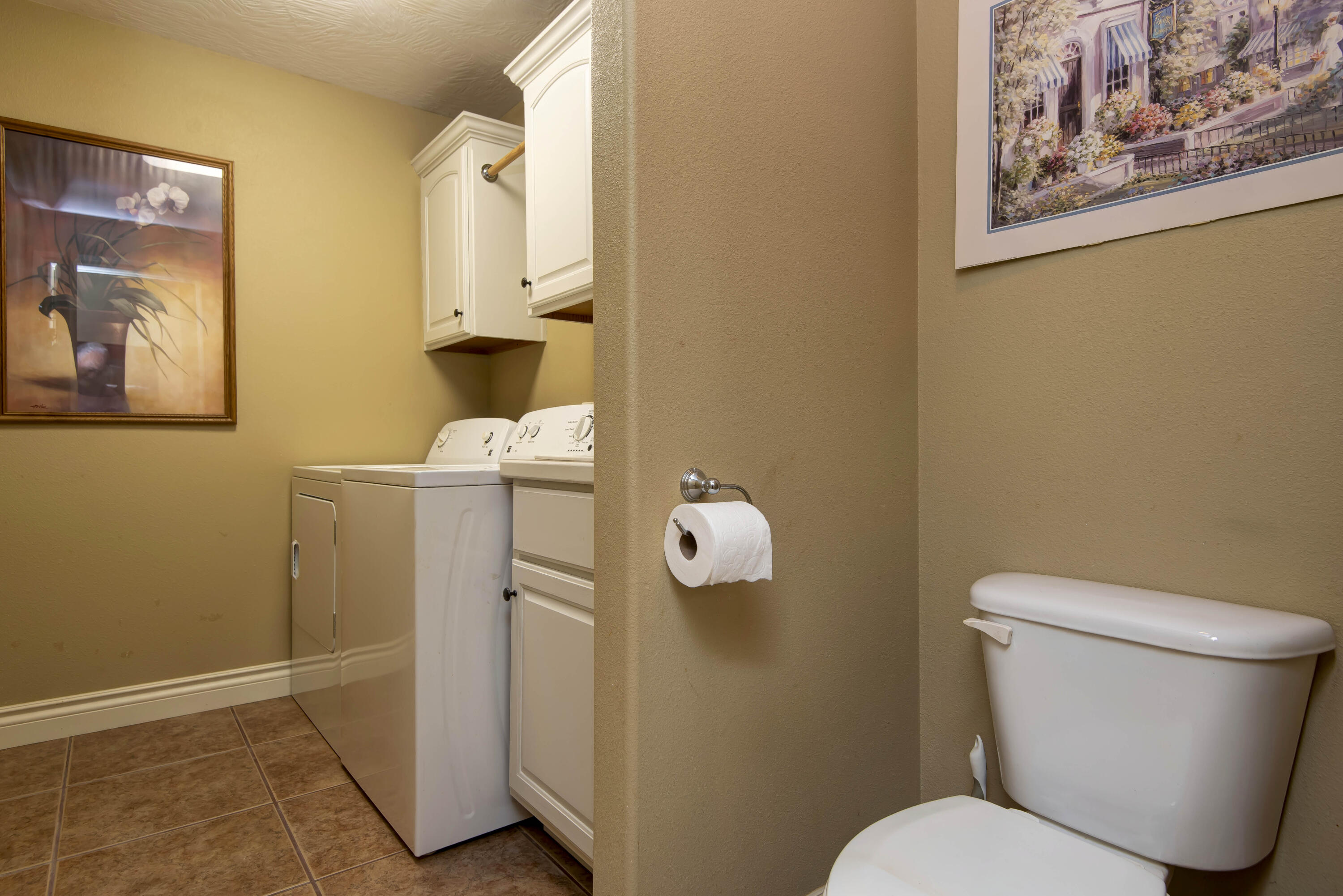 625 North Rockingham Avenue Property Photo 23