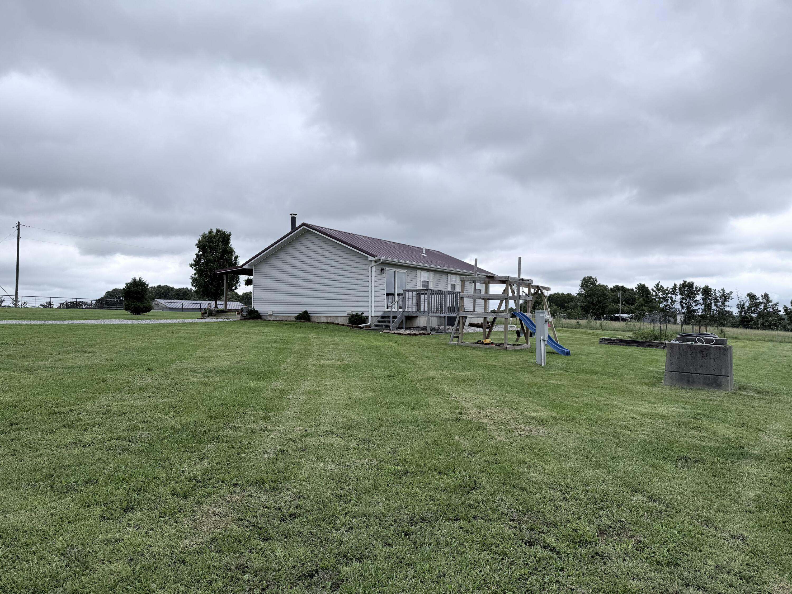 2395 Farm Road 1170 Property Photo 10