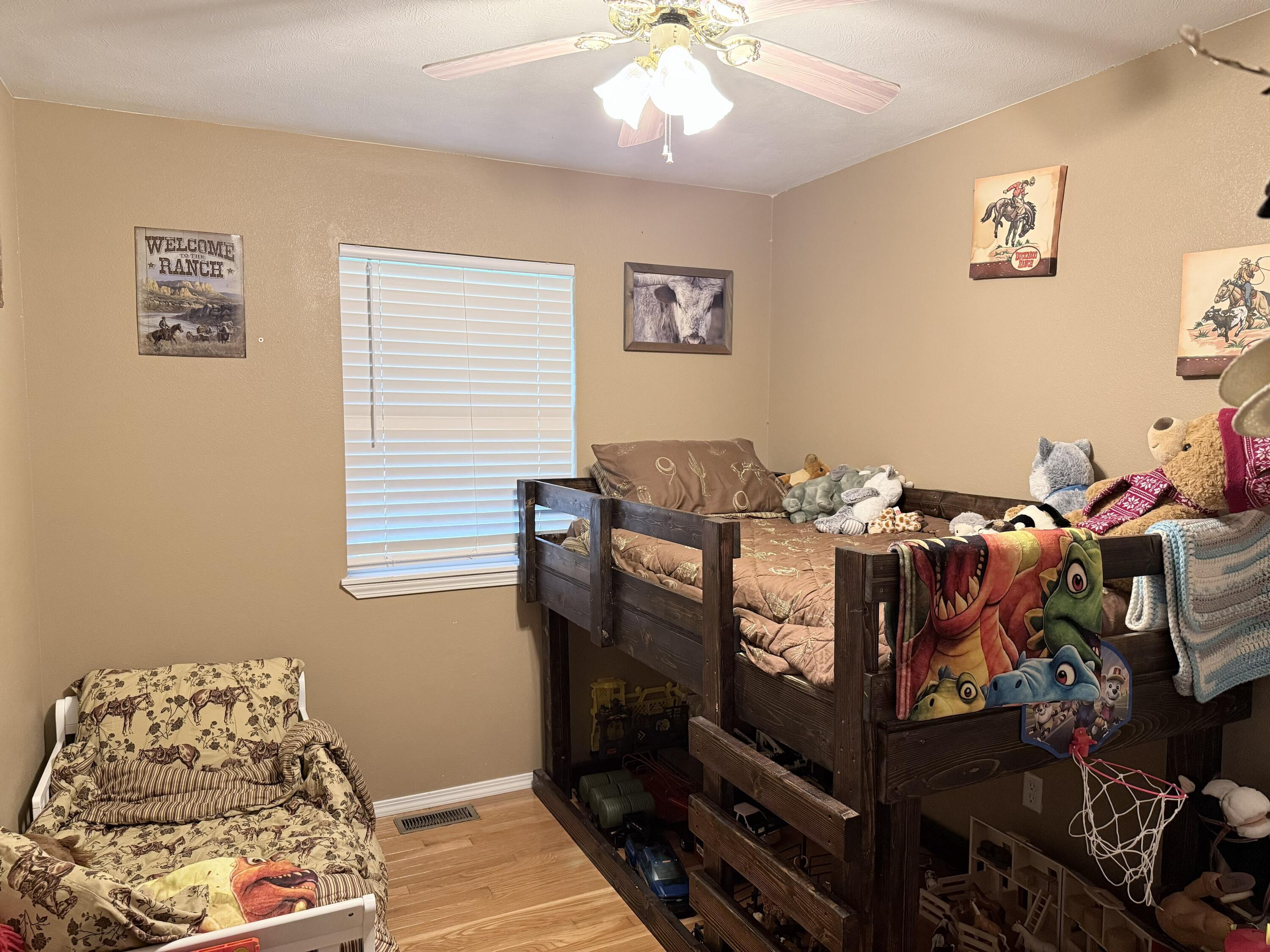 2395 Farm Road 1170 Property Photo 16