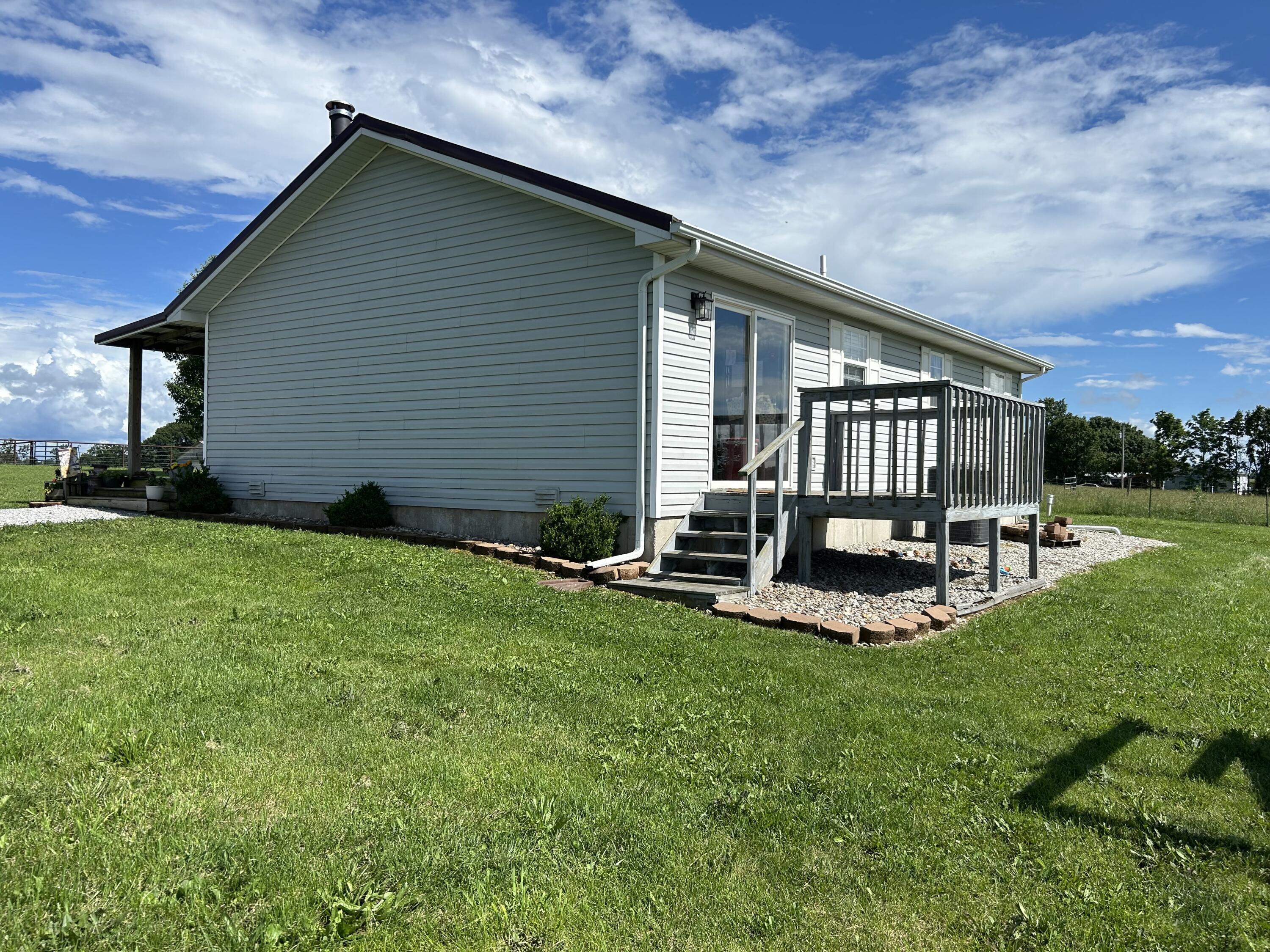 2395 Farm Road 1170 Property Photo 39