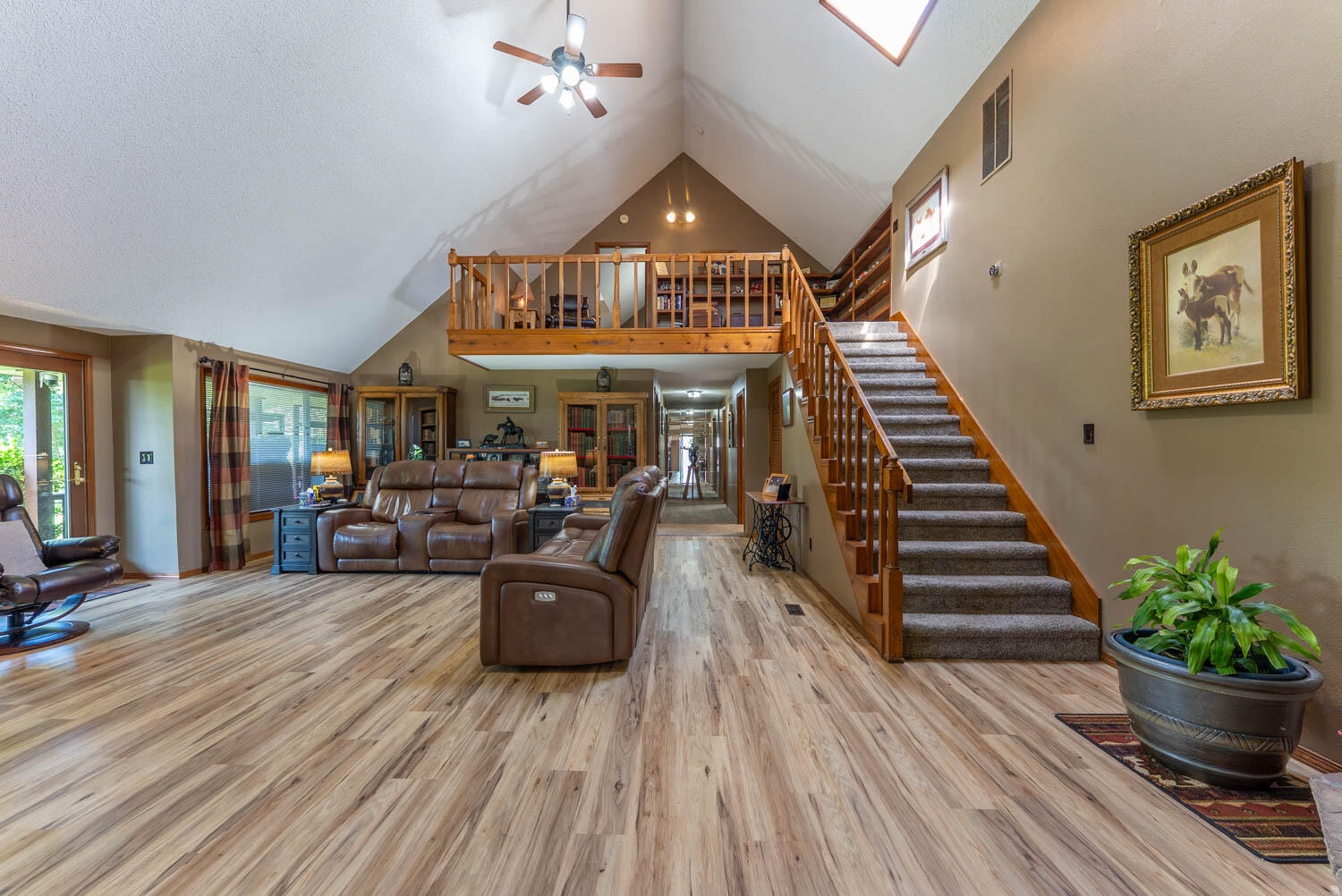 506 Hansen Lane Property Photo 4